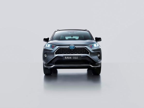 Nowa Toyota RAV4 Plug-in Hybrid - Japończycy szykują nowy model!