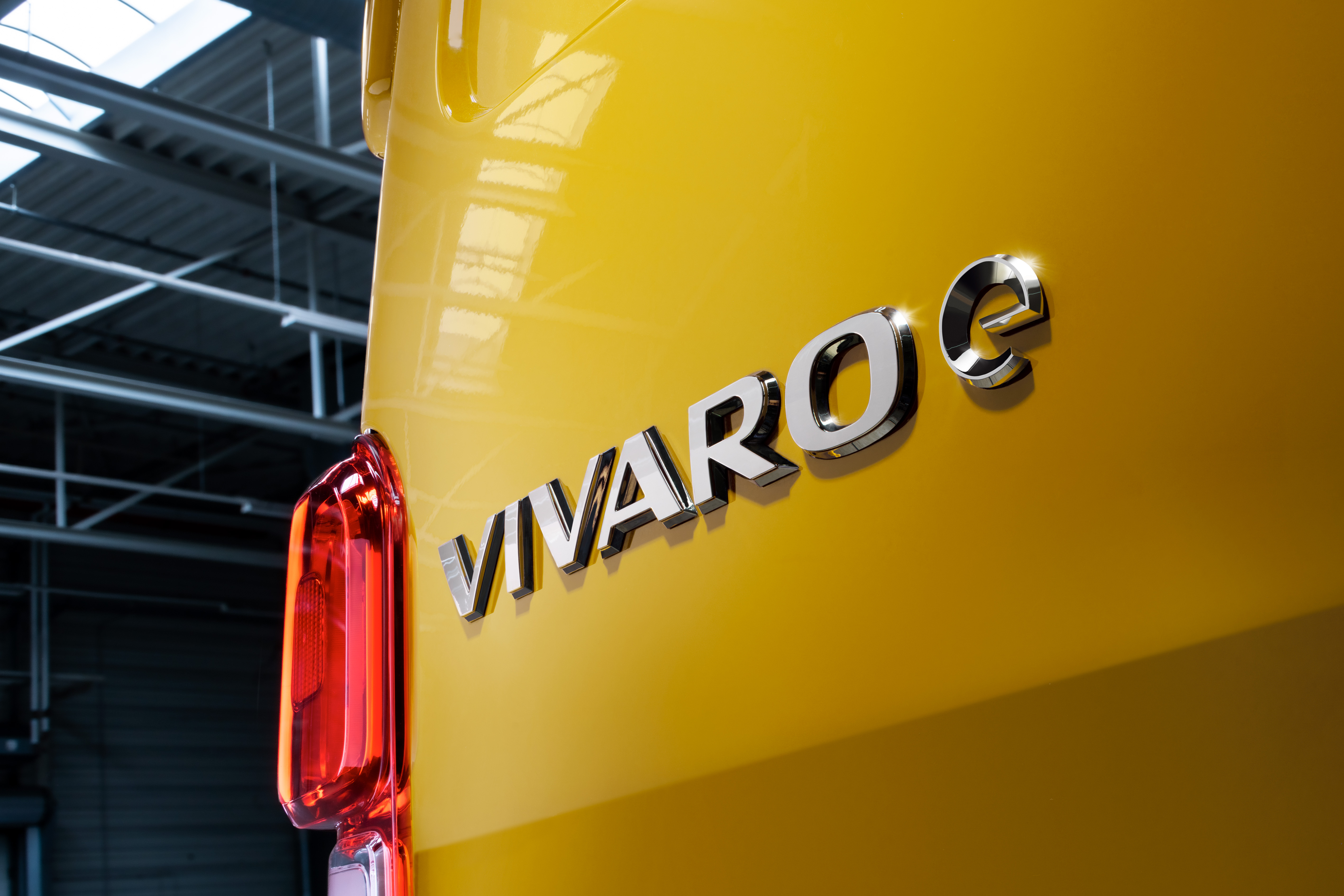 Peugeot e-Expert, Citroen e-Jumpy, Opel Vivaro-e: elektryczna ofensywa PSA
