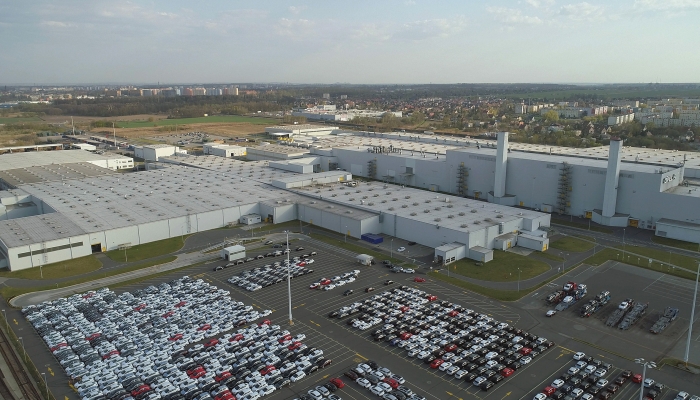 Zakład Opla w Gliwicach - PSA będzie tam składać duże dostawczaki!