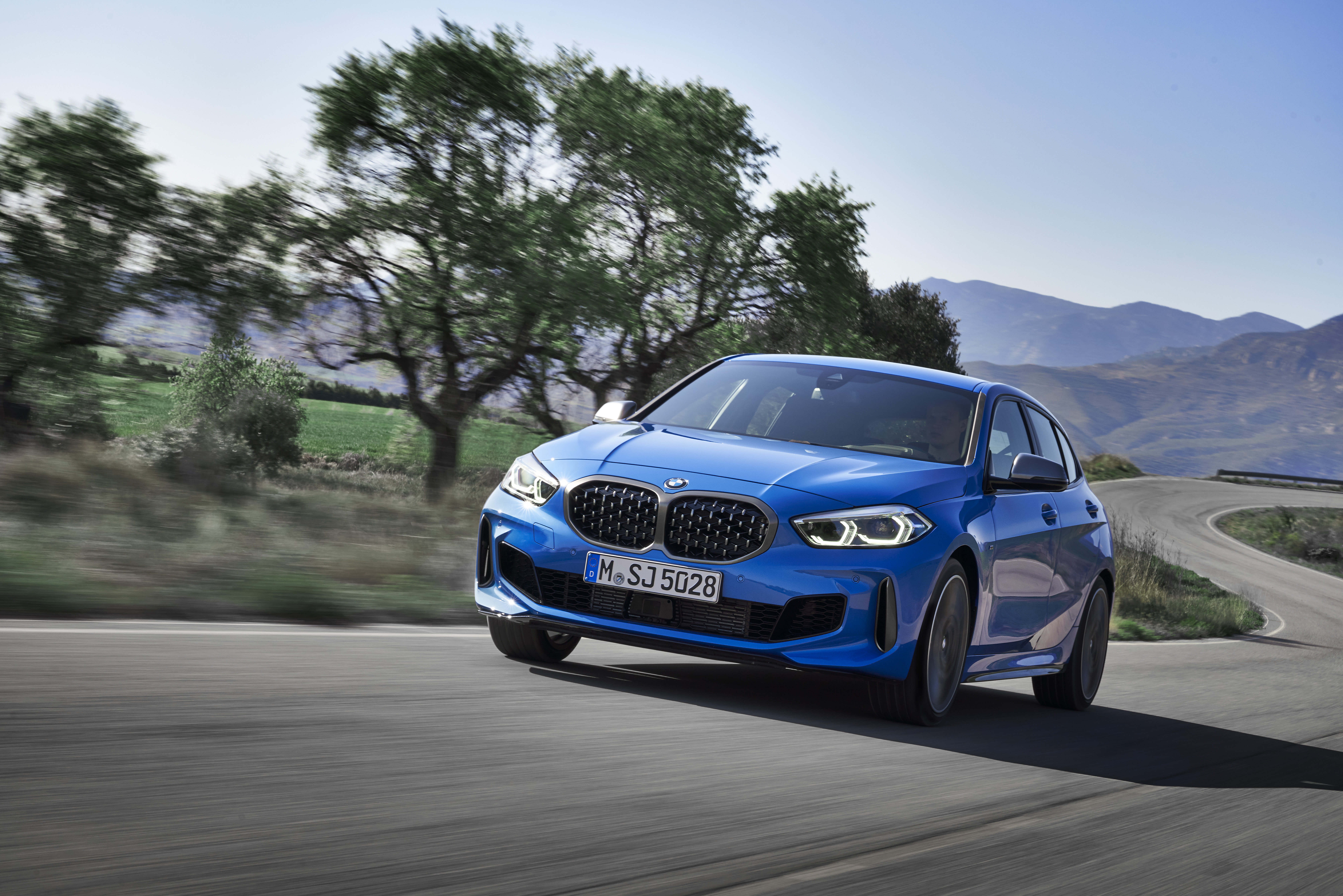 Nowe BMW serii 1 - trzecia generacja ujrzała światło dzienne