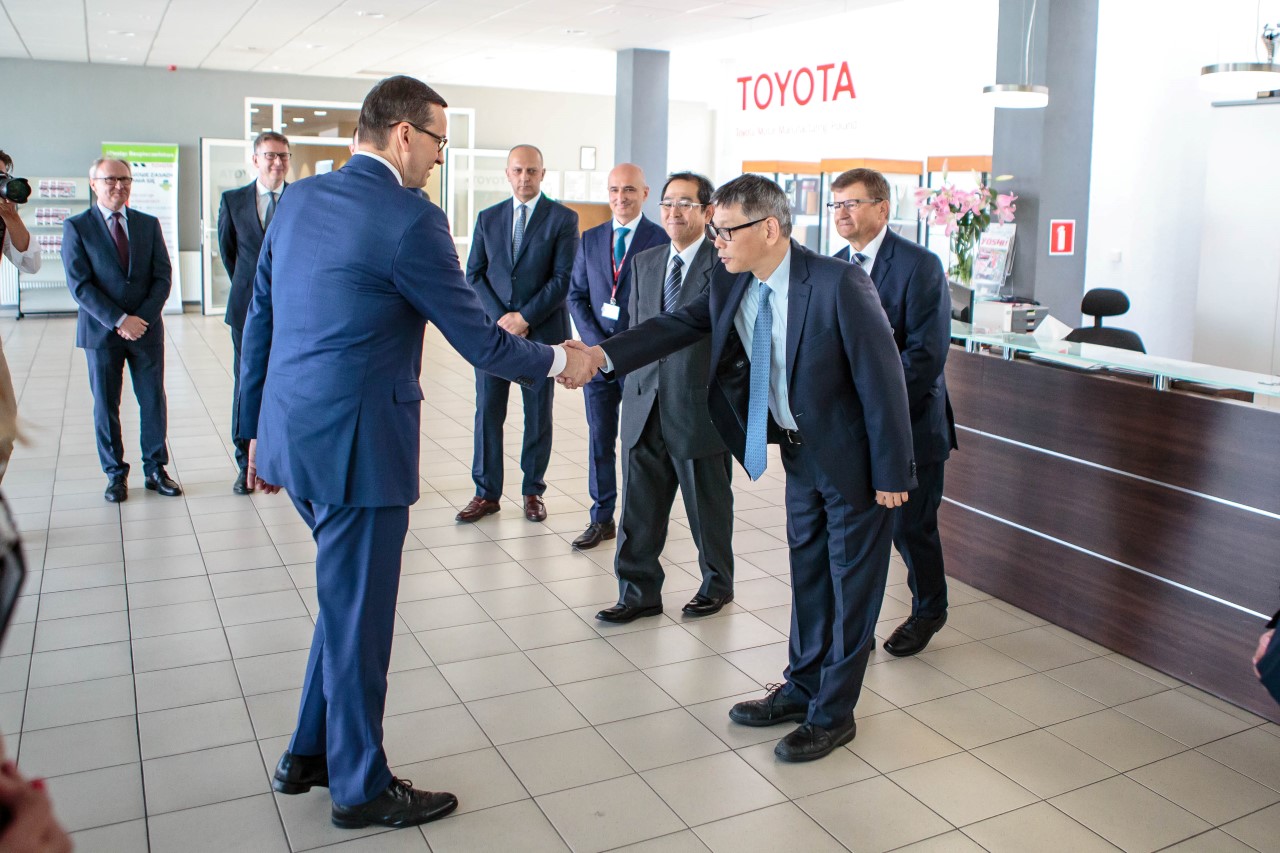 Dwa razy więcej napędów hybrydowych z Polski. Toyota rozwija fabryki!