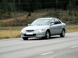 Zad�u�one auto nie jest �atwo sprzeda�