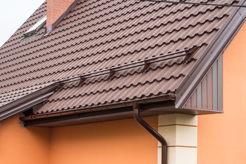 Pochyla Belka Podtrzymujaca Pokrycie Dachu Wykończenia dachu z blachodachówki