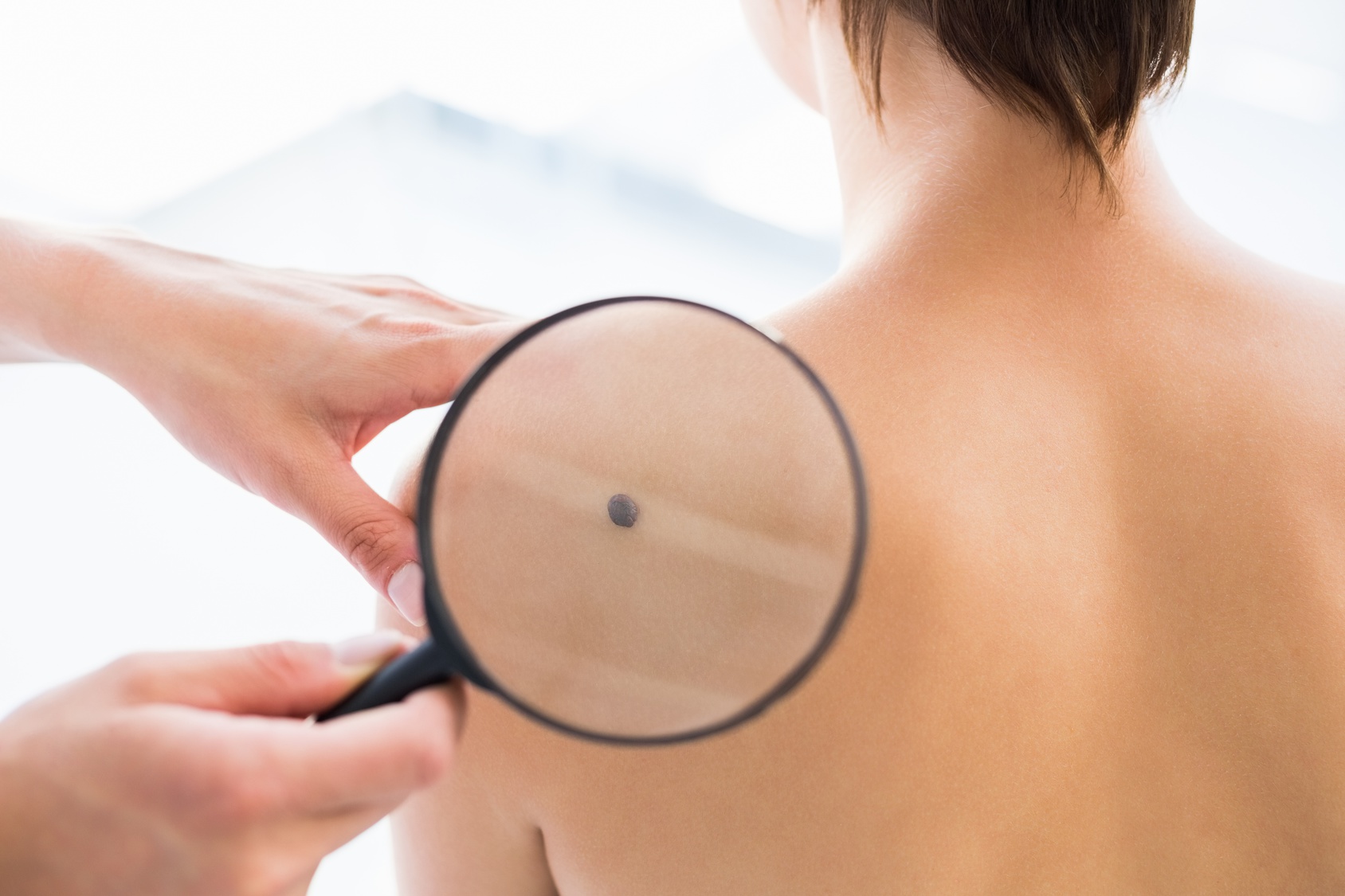 onkologia, rak, nowotwory, immunoterapia, terapia CAR-T, czerniak, rak nerki, rak płuca, leczenie raka w Polsce, refundacja leków onkologicznych, medycyna, zdrowie, innowacyjne terapie, postęp w onkologii, Letnia Akademia Onkologiczna, Fundacja im. dr. Macieja Hilgiera