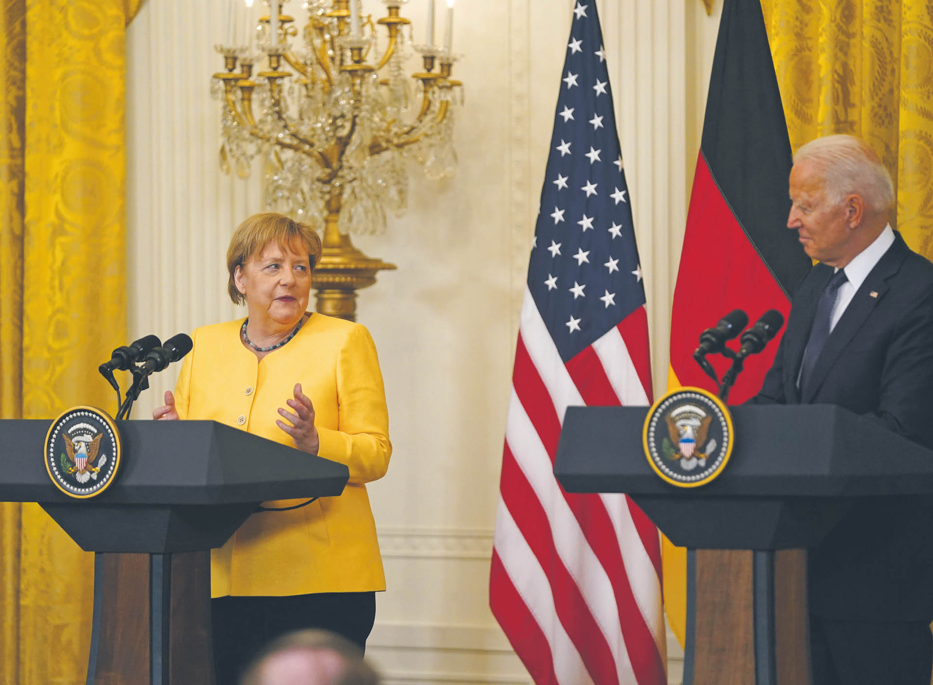Merkel nie zdecyduje się na pakt z Bidenem przeciw Chinom; nie wierzy, że Europa może się Pekinowi postawić