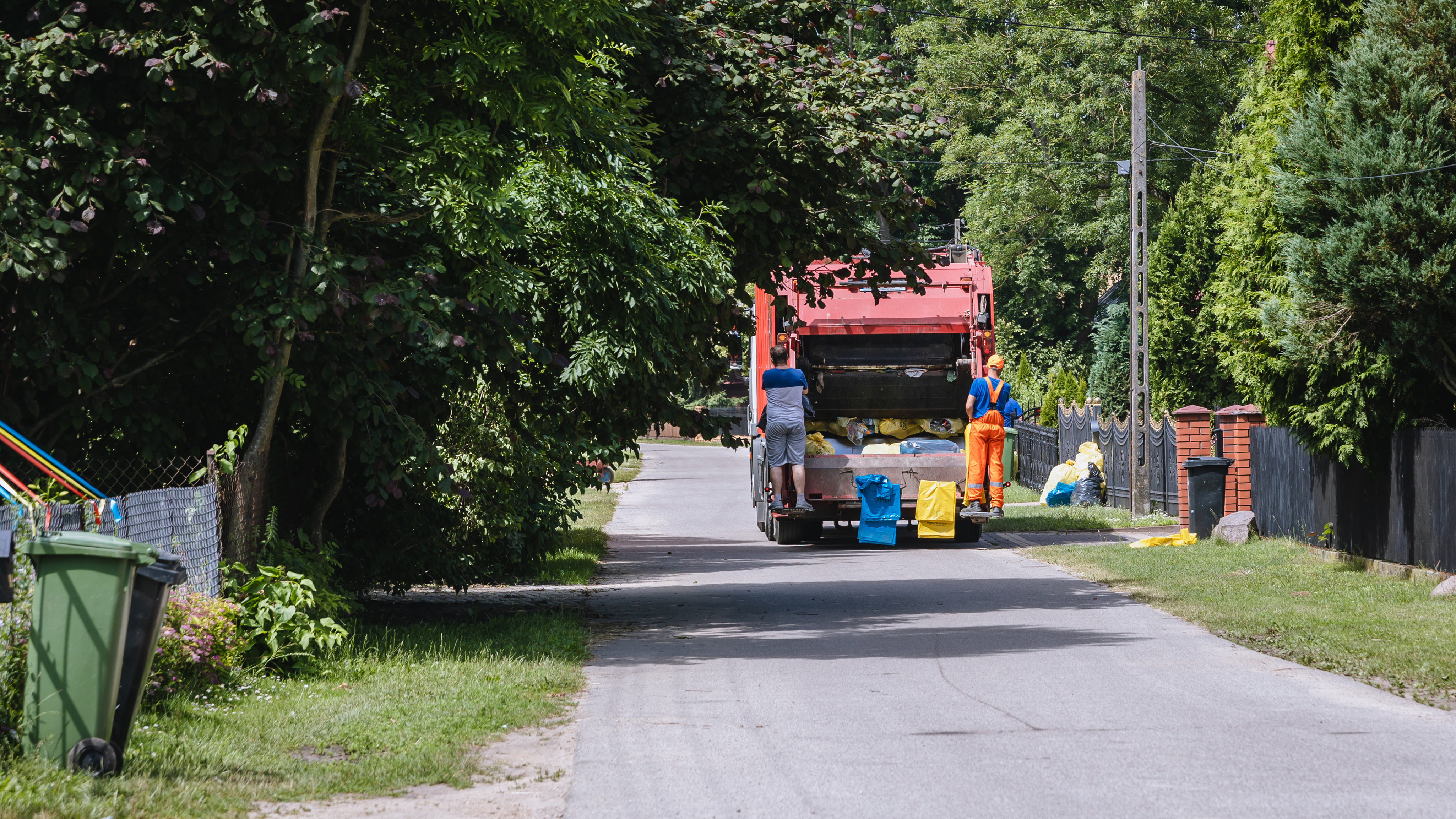 Wywóz śmieci śmieciarka