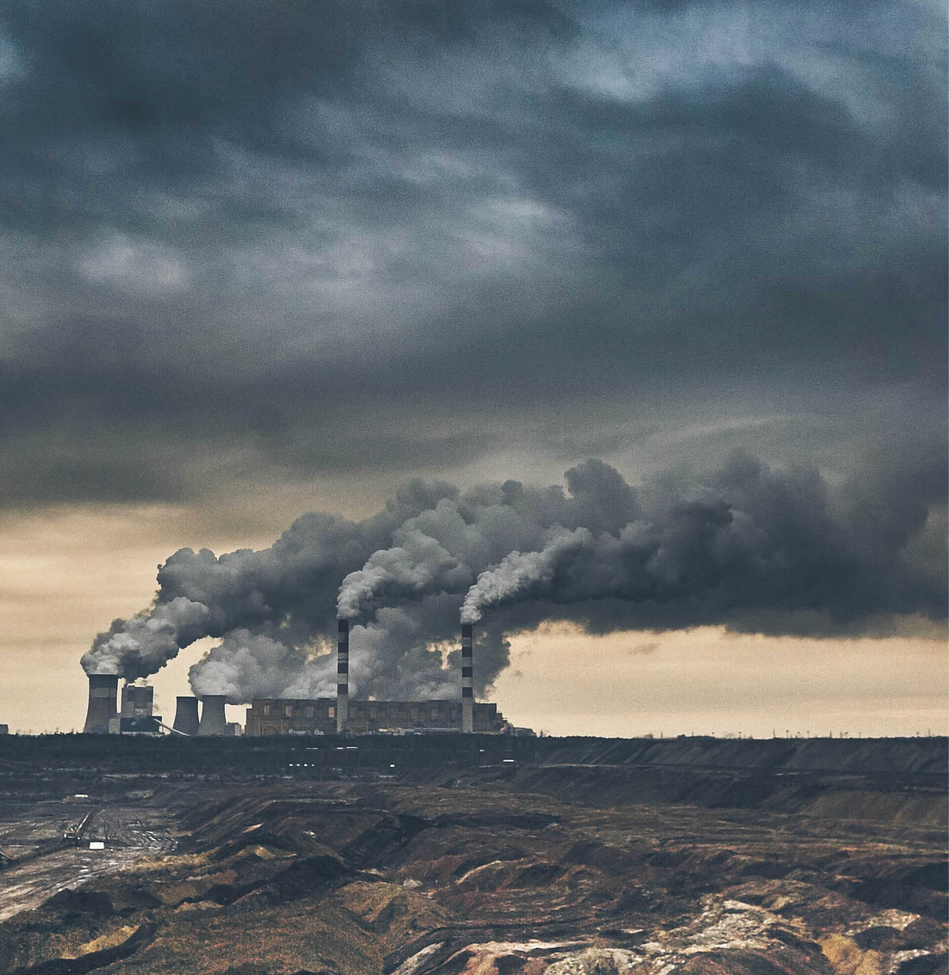 Przyspieszenie odejścia od wykorzystania węgla jest głównym postulatem większości ekspertów ankietowanych przez DGP