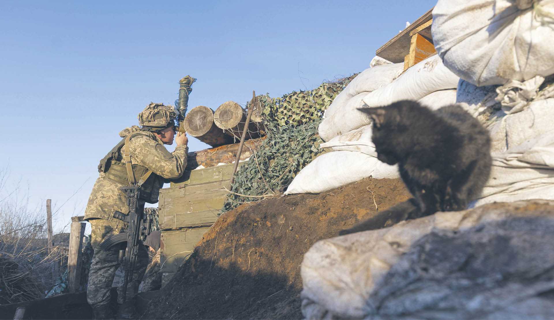 Ukraiński żołnierz na linii rozgraniczenia w Zagłębiu Donieckim