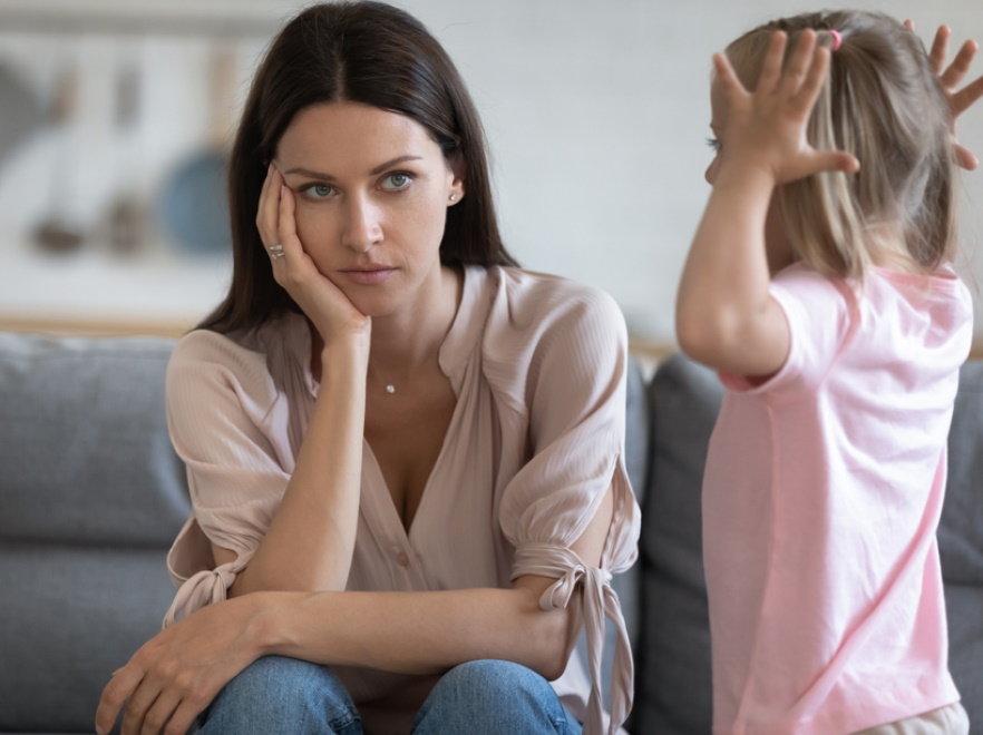 Matka. Dziecko. Bunt dziecka. 