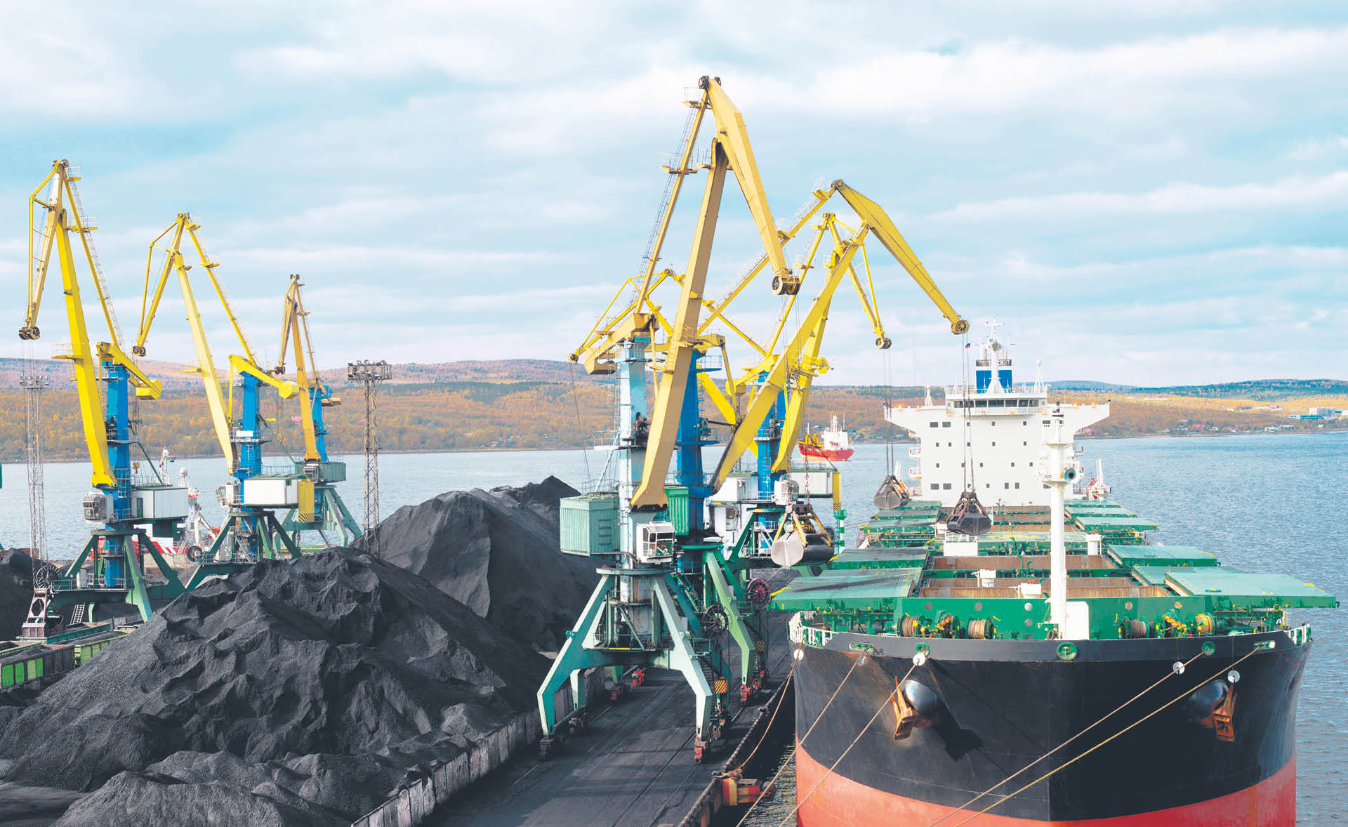 W resorcie infrastruktury pracuje grupa robocza ds. transportu węgla. Rząd uzgadnia współpracę z portami na Litwie i Łotwie