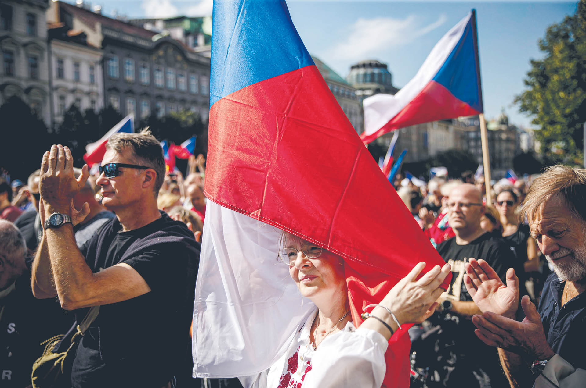 W weekend w Pradze kilkadziesiąt tysięcy osób wzywało rząd do dymisji z powodu gwałtownie rosnących cen energii