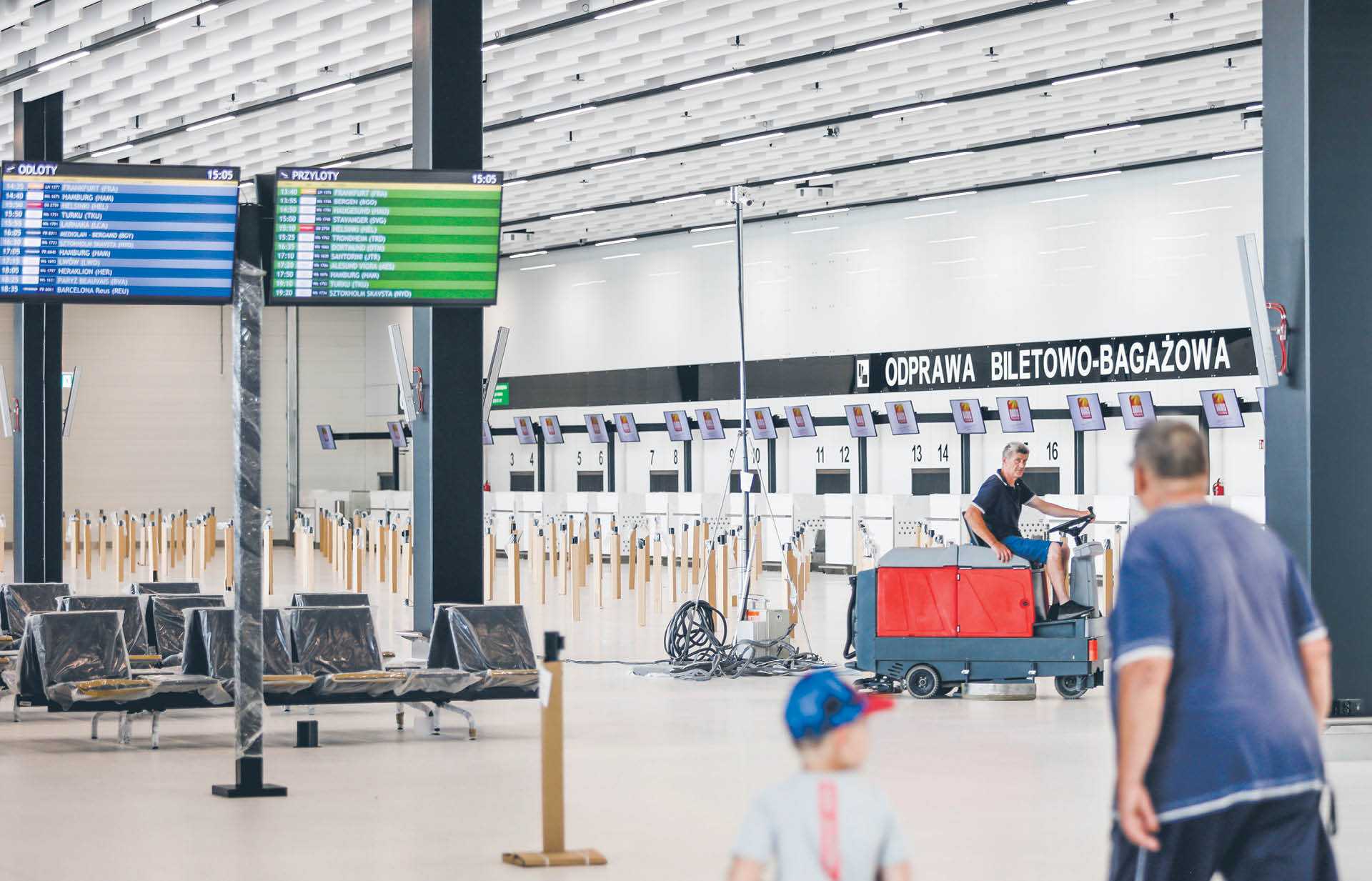 Sukces lotniska na południu Mazowsza będzie zależeć od szybkiego powrotu popytu na latanie – twierdzą eksperci