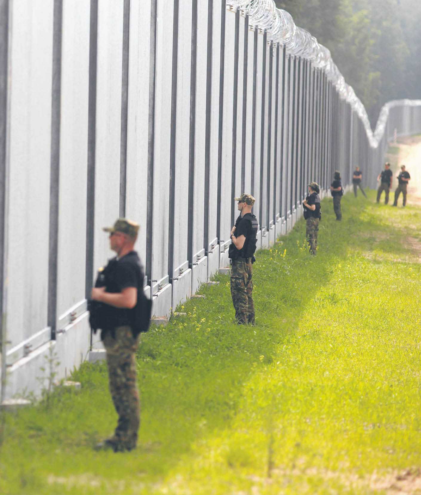 Straż Graniczna czeka na elektroniczną zaporę – pozwoli uchwycić już moment zbliżania się migrantów do granicy