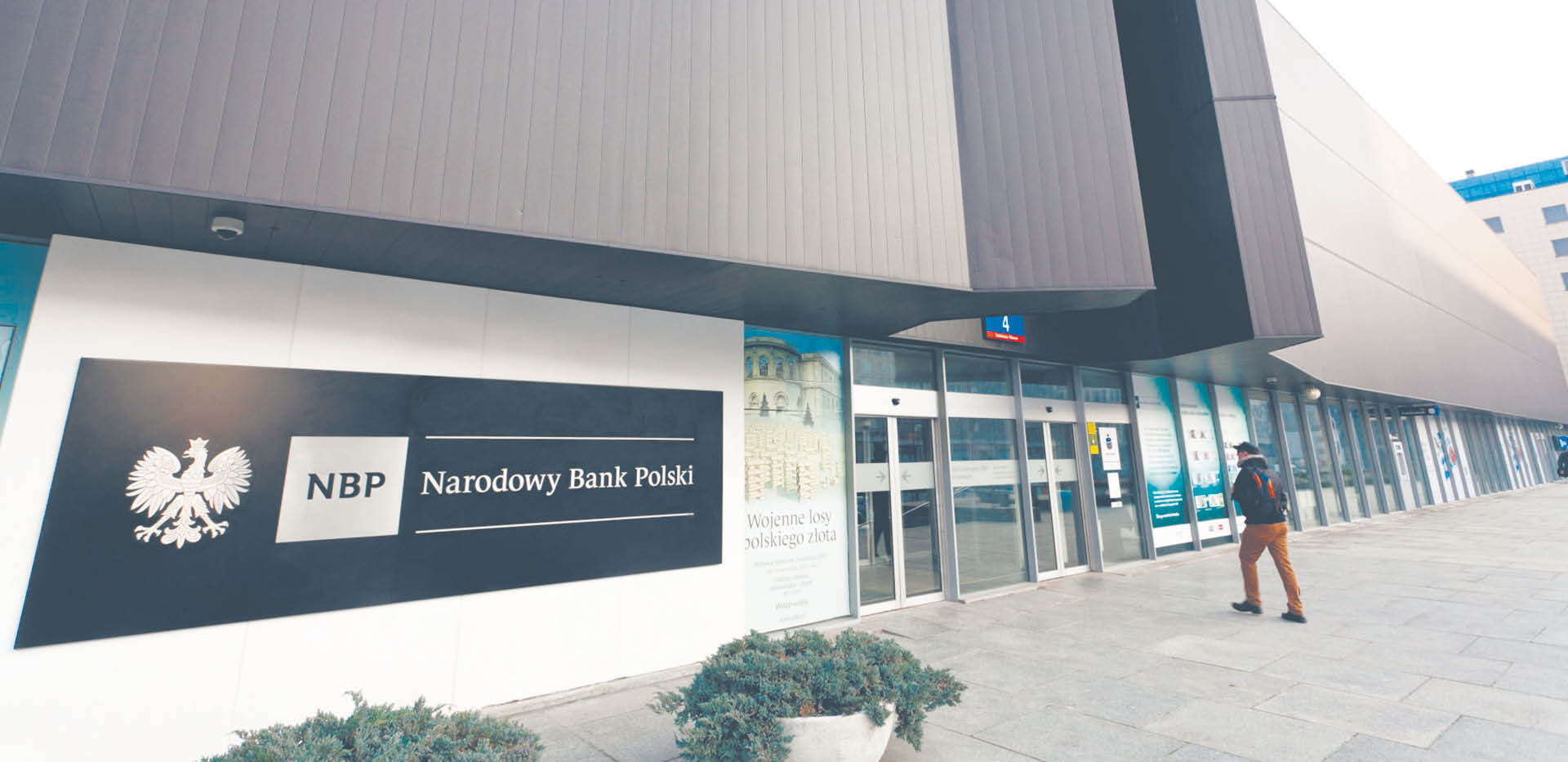 Według analityków w listopadzie główna stopa Narodowego Banku Polskiego wzrośnie do 7 proc.