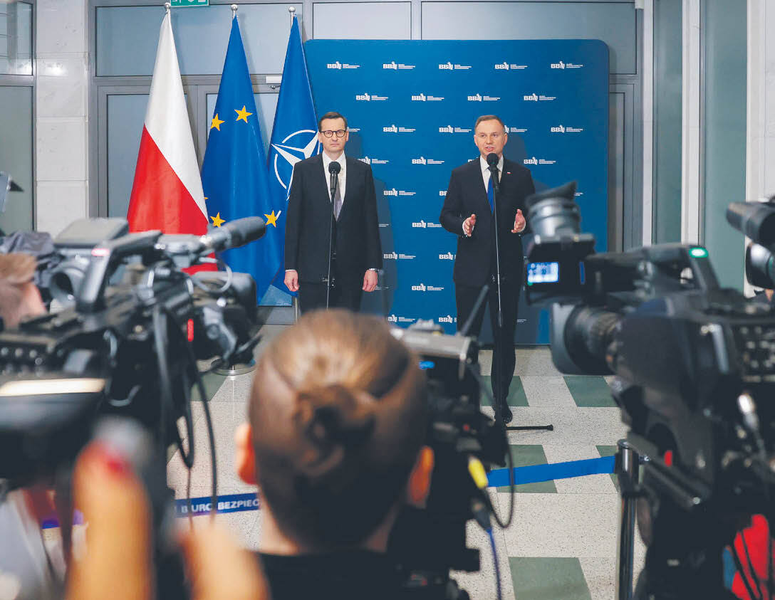 Prezydent Duda i premier Morawiecki w BBN