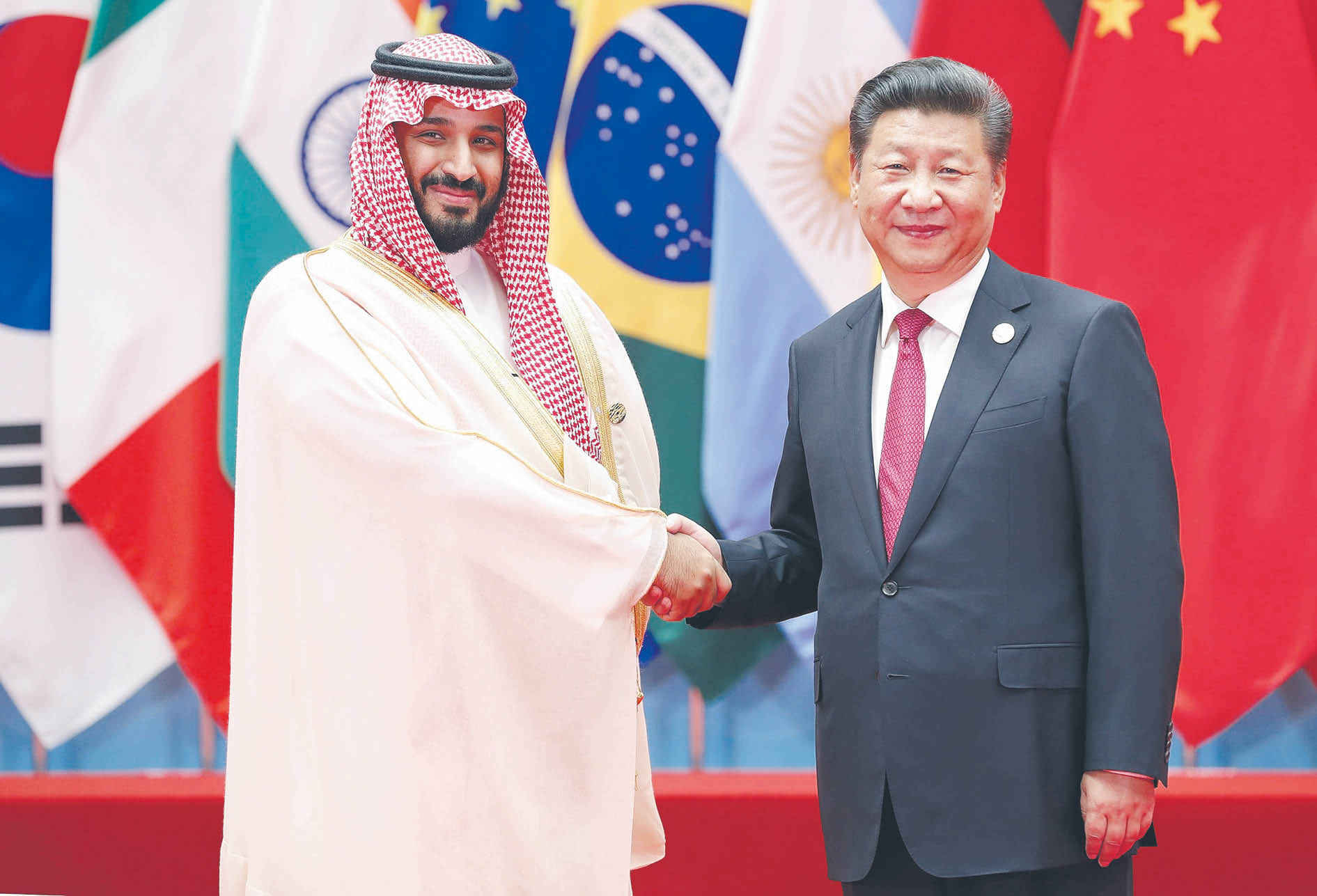 Przywódca Chin Xi Jinping spotkał się z Muhammadem ibn Salmanem w 2016 r. w Hangzhou. Książę był wtedy saudyjskim ministrem obrony