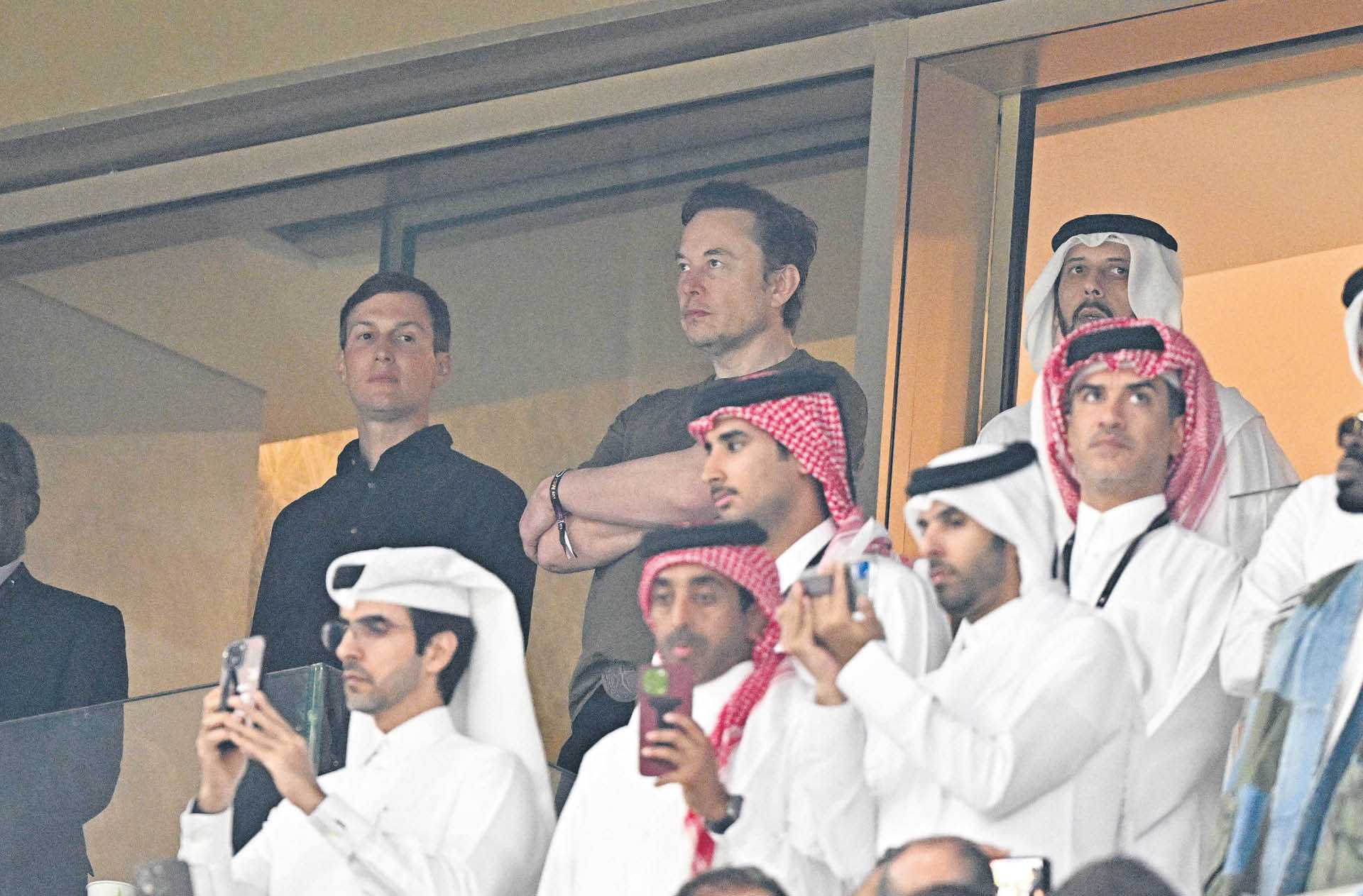 Finał piłkarskich mistrzostw Elon Musk oglądał w towarzystwie arabskich inwestorów