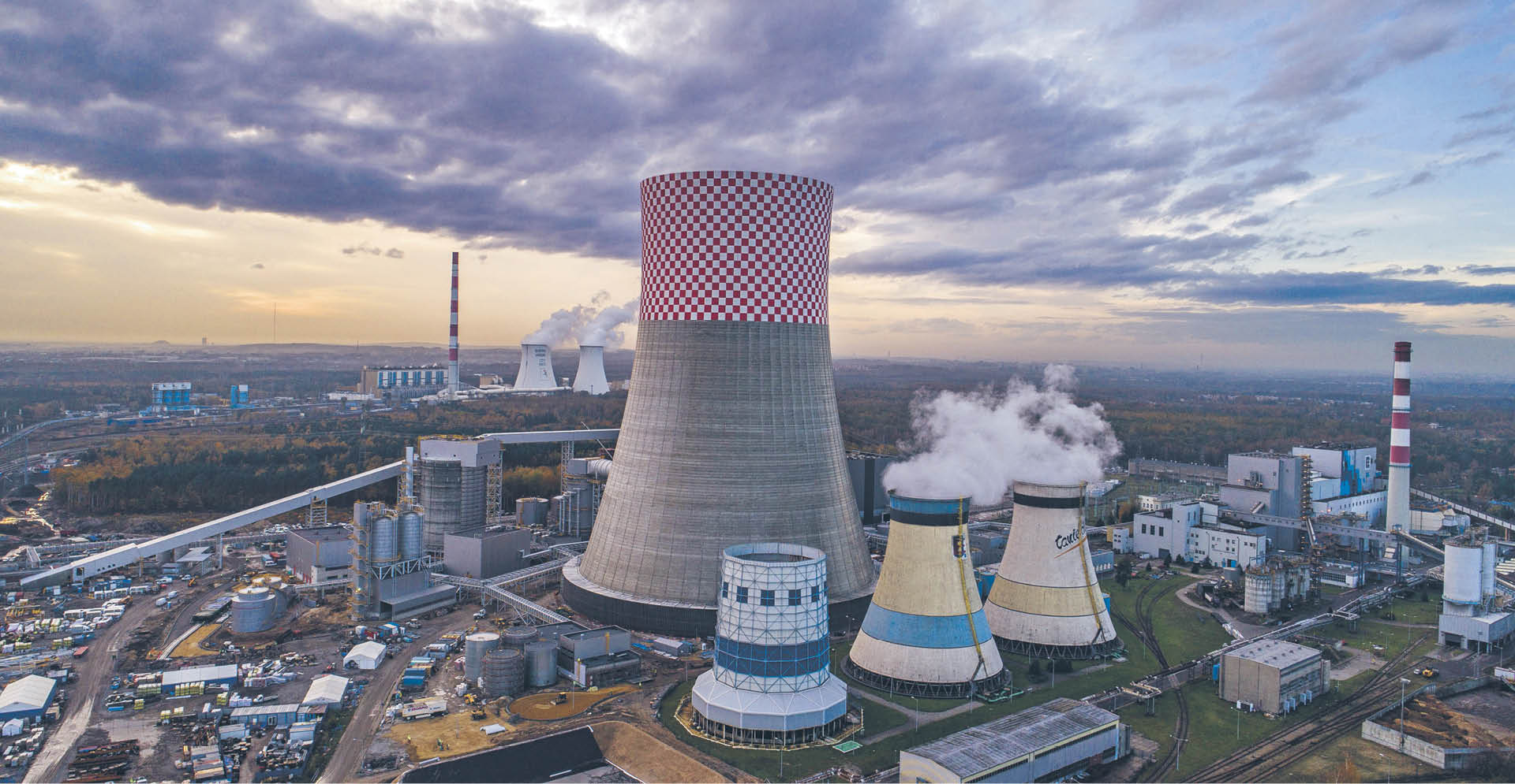 Węglowy blok w Jaworznie miał mieć moc 910 MW. Według władz Tauronu Wytwarzanie realnie osiągnie 850 MW