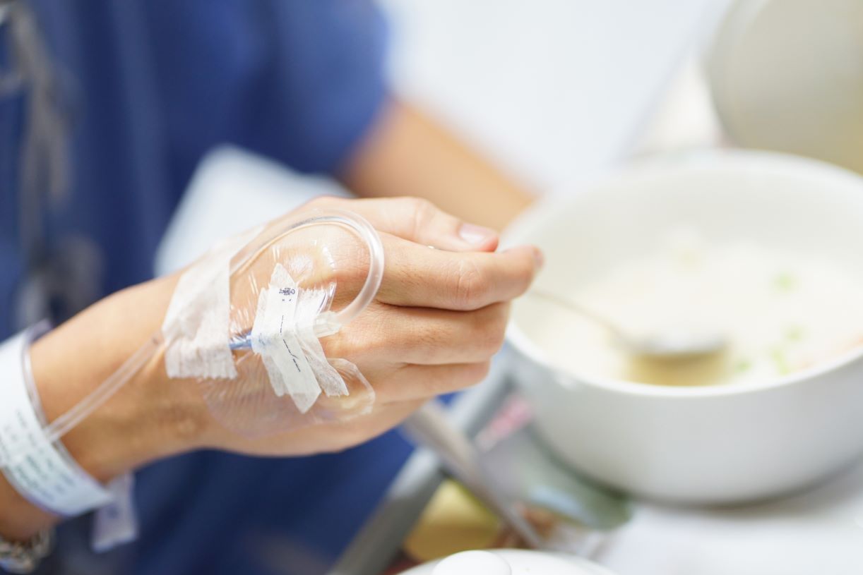 jedzenie szpital choroba dieta odżywianie śniadanie obiad kolacja pacjent standardy żywienia projekt rozporządzenia bieda dietetyka ministerstwo zdrowia jedzenie w szpitalu żywienie