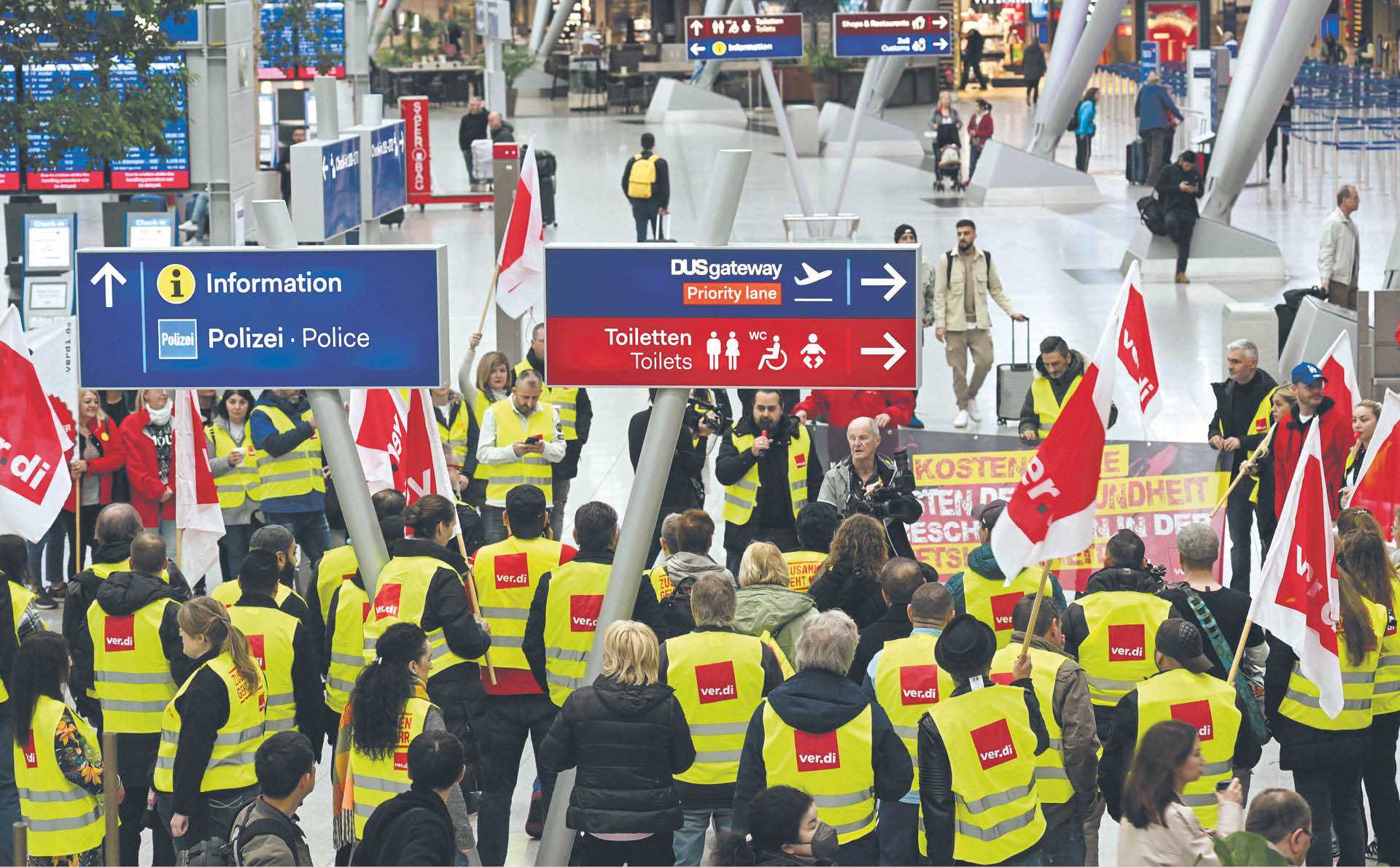 20 kwietnia, strajk pracowników ochrony lotnictwa na lotnisku w Düsseldorfie (Niemcy)
