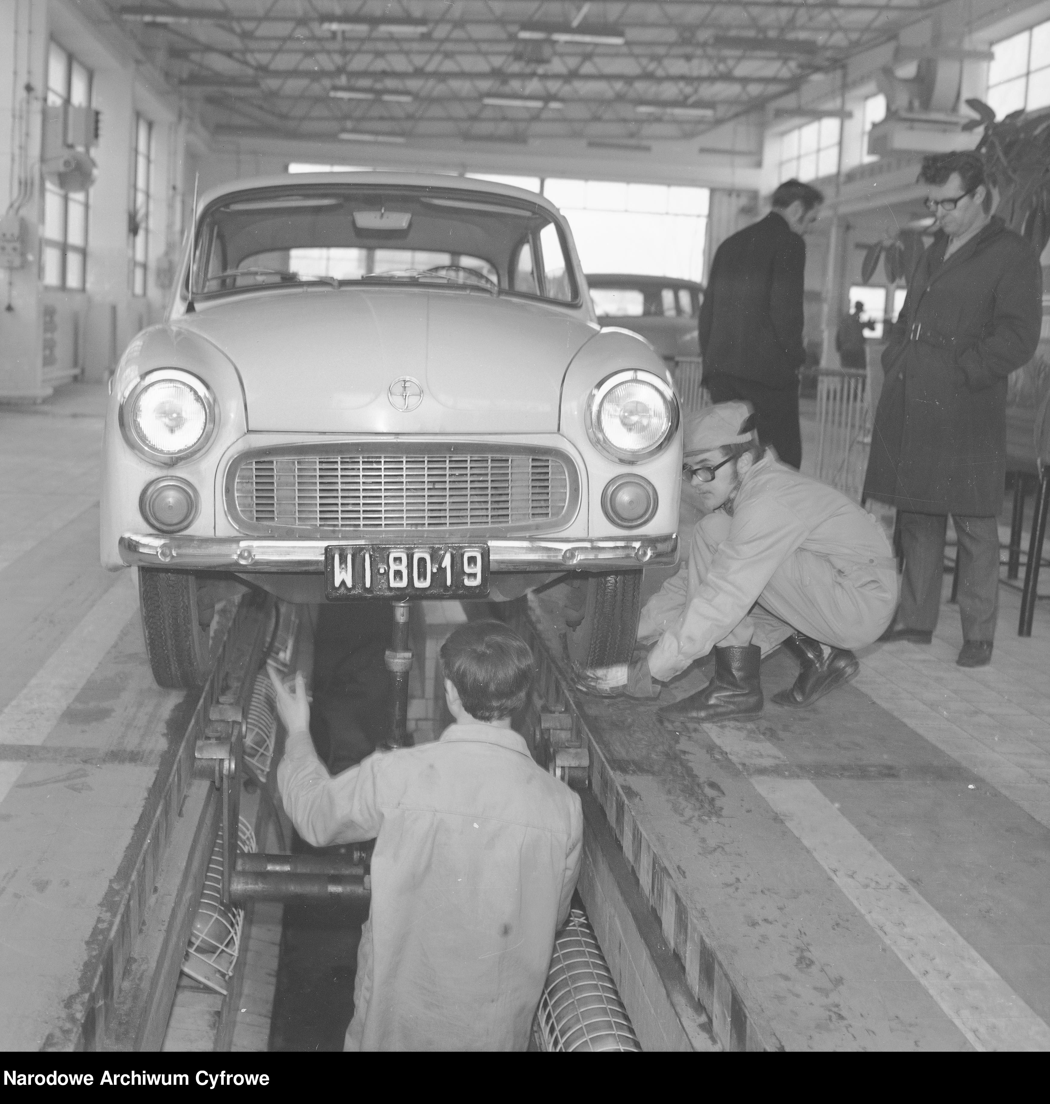 Syrena 104