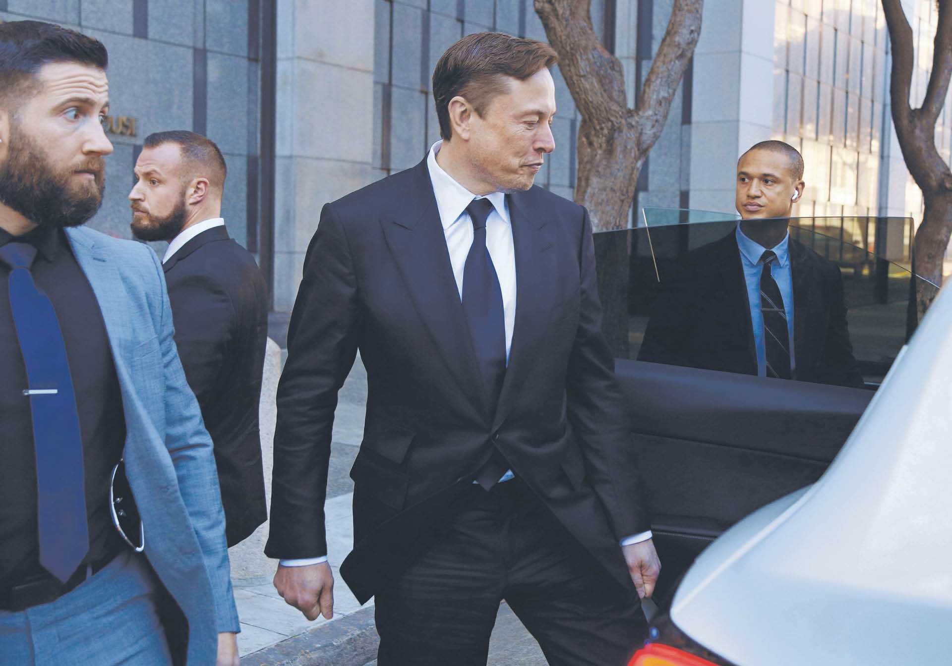 Elon Musk był jednym z gości WSJ CEO Summit