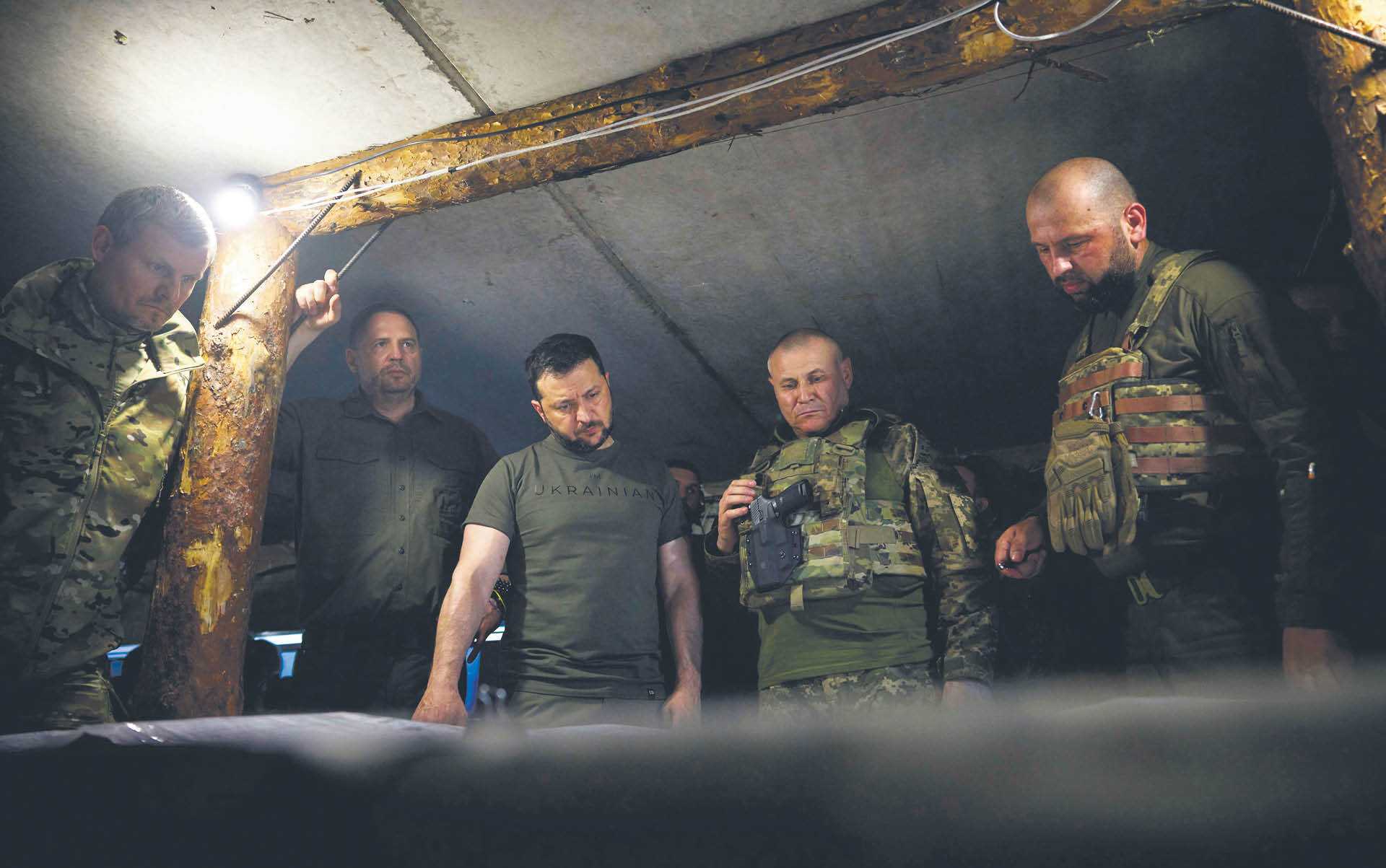 Prezydent Ukrainy Wołodymyr Zełenski na czerwcowej naradzie z wojskowymi w obwodzie zaporoskim