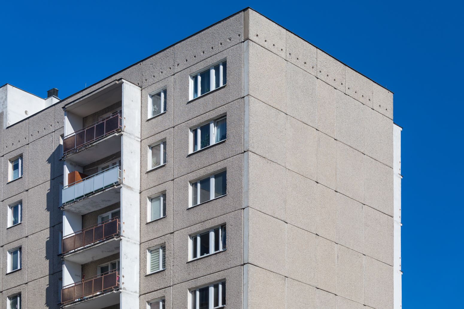 100 tys. mieszkań bez ksiąg wieczystych wreszcie będzie uregulowanych - zmiana w gruntach spółdzielni mieszkaniowych