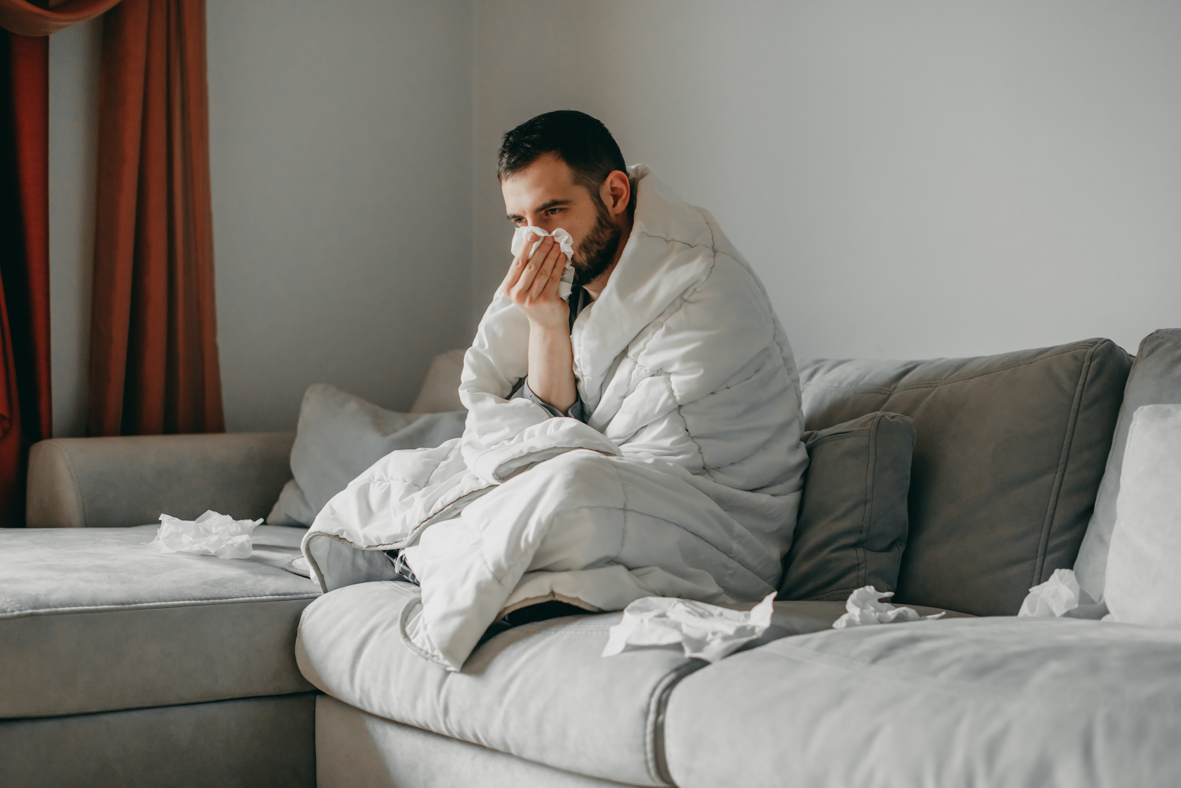 Nie daj się infekcjom! Lekarz obala najczęstsze mity o przeziębieniu, grypie i odporności