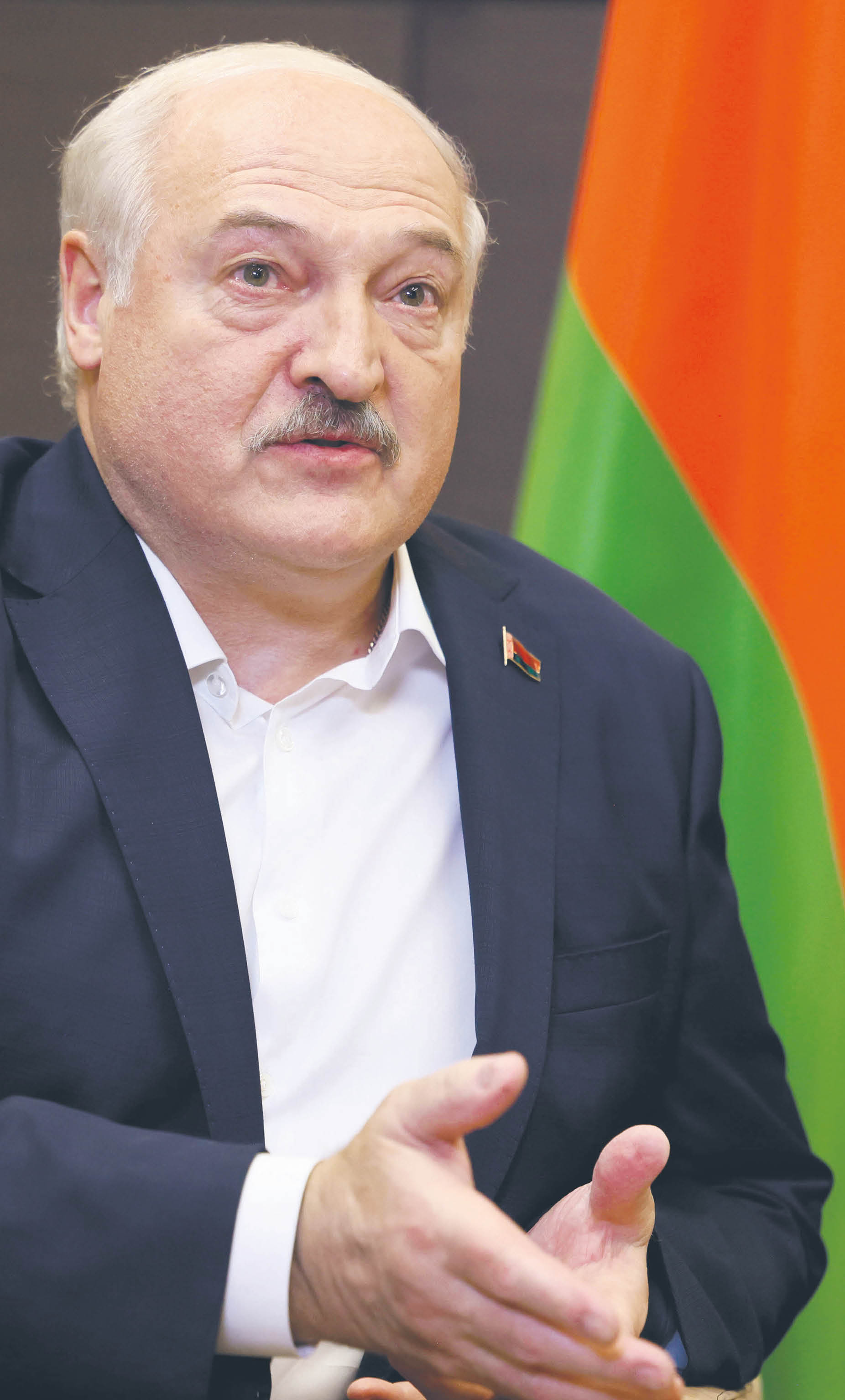 Alaksandr Łukaszenka uważa posiadaczy kart Polaka za potencjalnych zdrajców