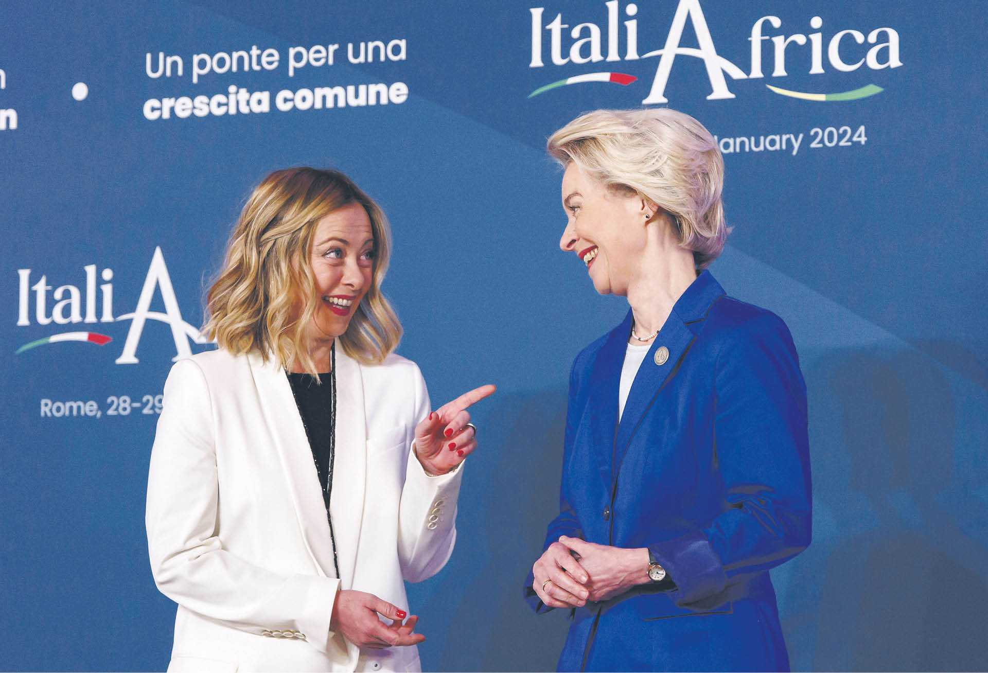 Szefowa KE (po prawej) spotkała się w Rzymie z premier Włoch