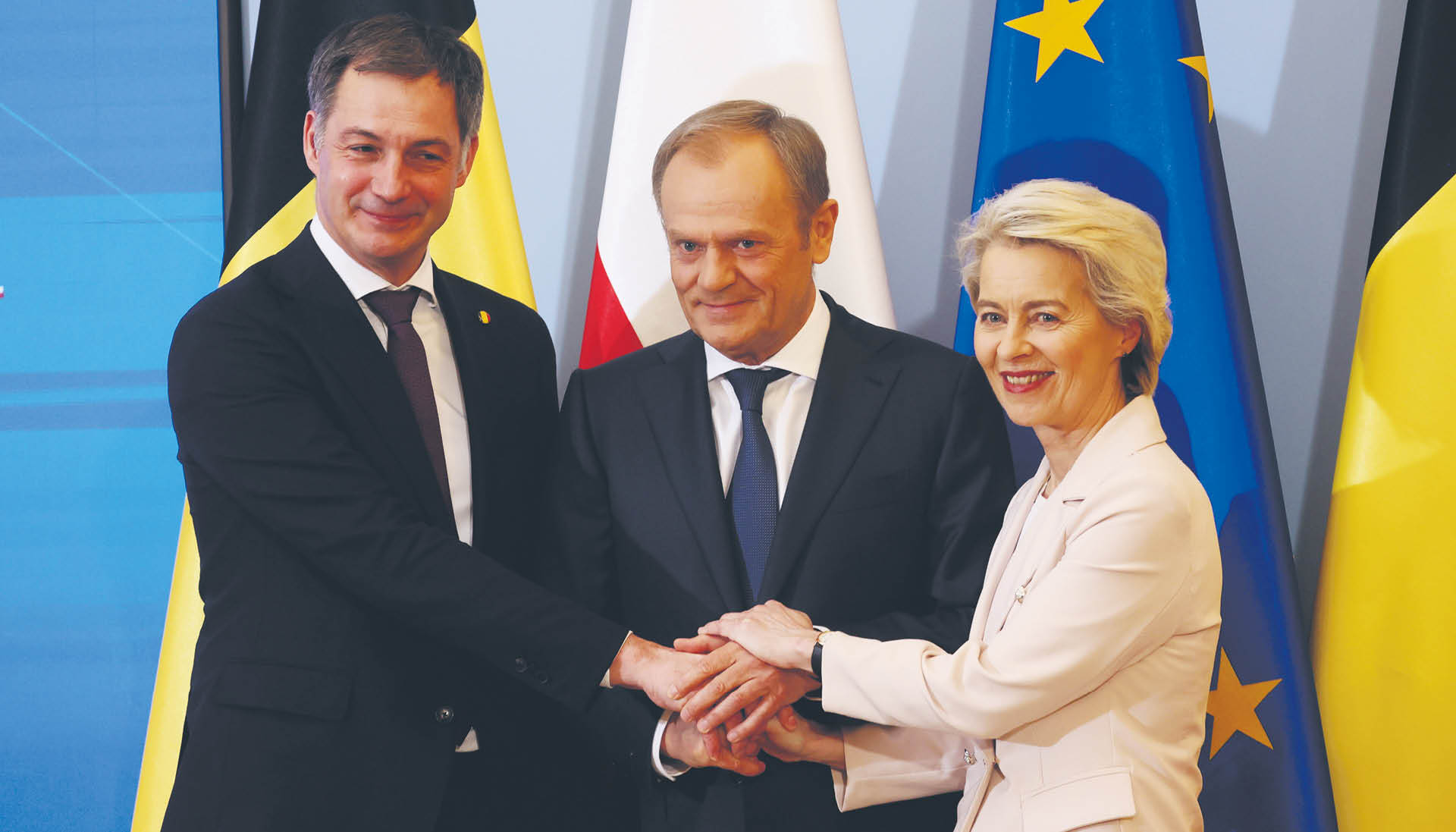 Rewizja polskiego KPO ma trafić do Brukseli do końca tygodnia; na zdjęciu szefowa KE z premierami Belgii i Polski