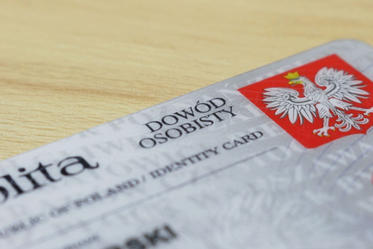 Dowód osobisty dziecka a pozbawienie lub ograniczenie władzy rodzicielskiej