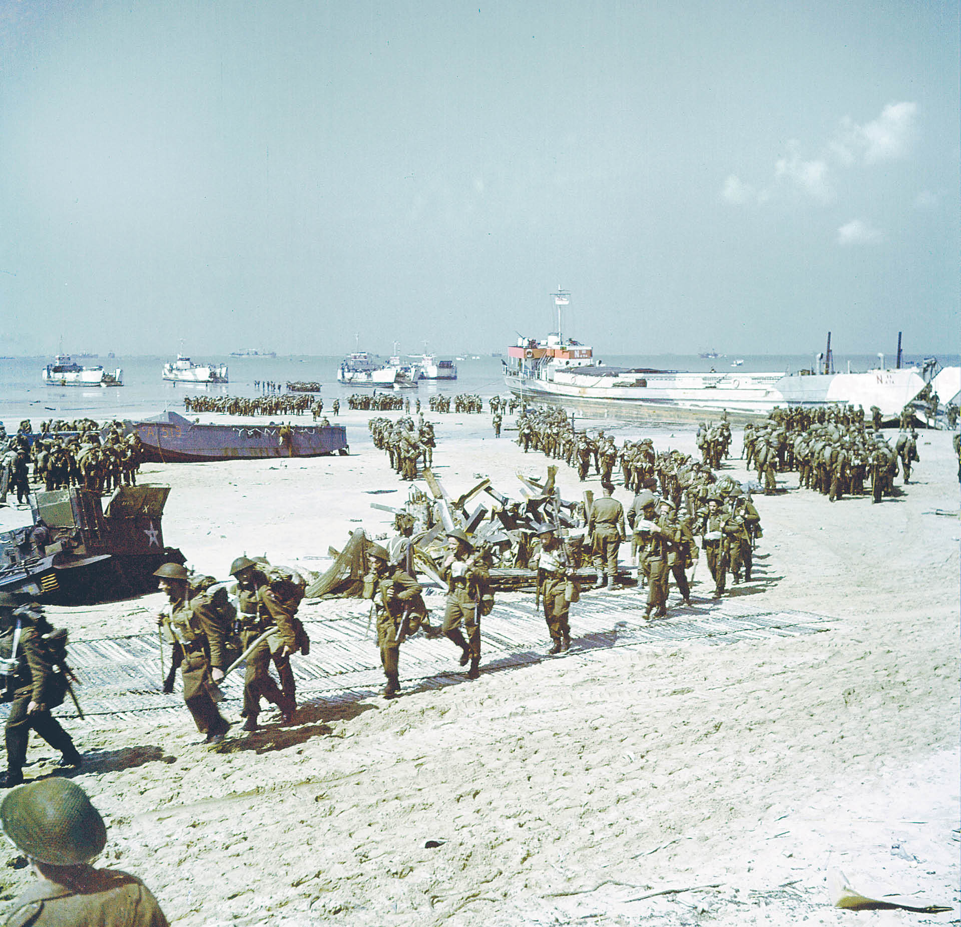 Kanadyjski pułk Saskatchewan na plaży Juno. 6 czerwca 1944 r.