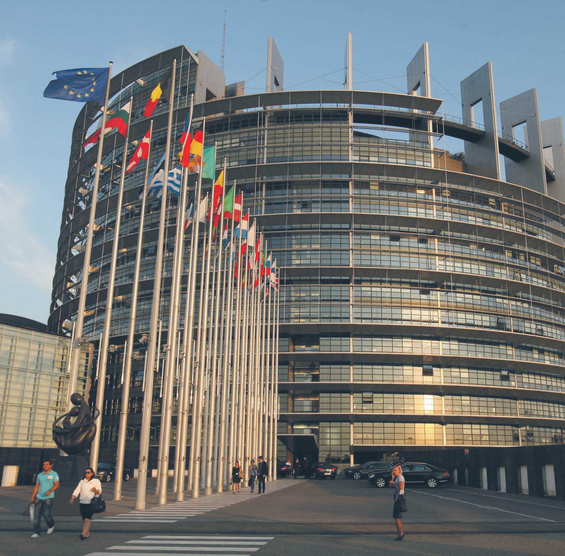 W Parlamencie Europejskim zasiądzie tym razem 720 eurodeputowanych