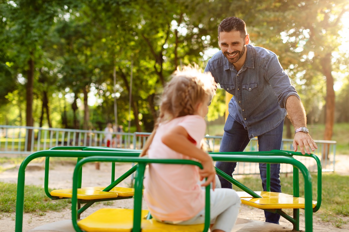 karuzela plac zabaw si umiejętności cel terapia sensoryka integracja sensoryczna