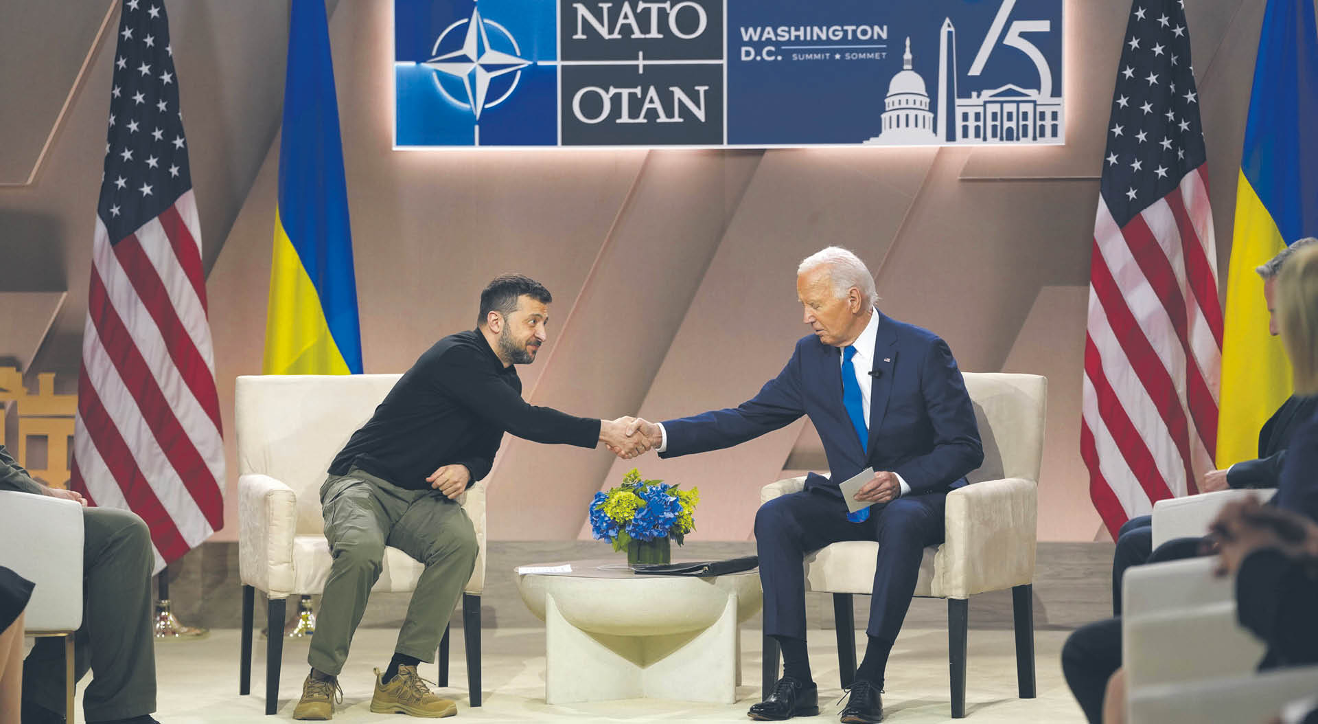Wołodymyr Zełenski i Joe Biden podczas szczytu NATO w Waszyngtonie