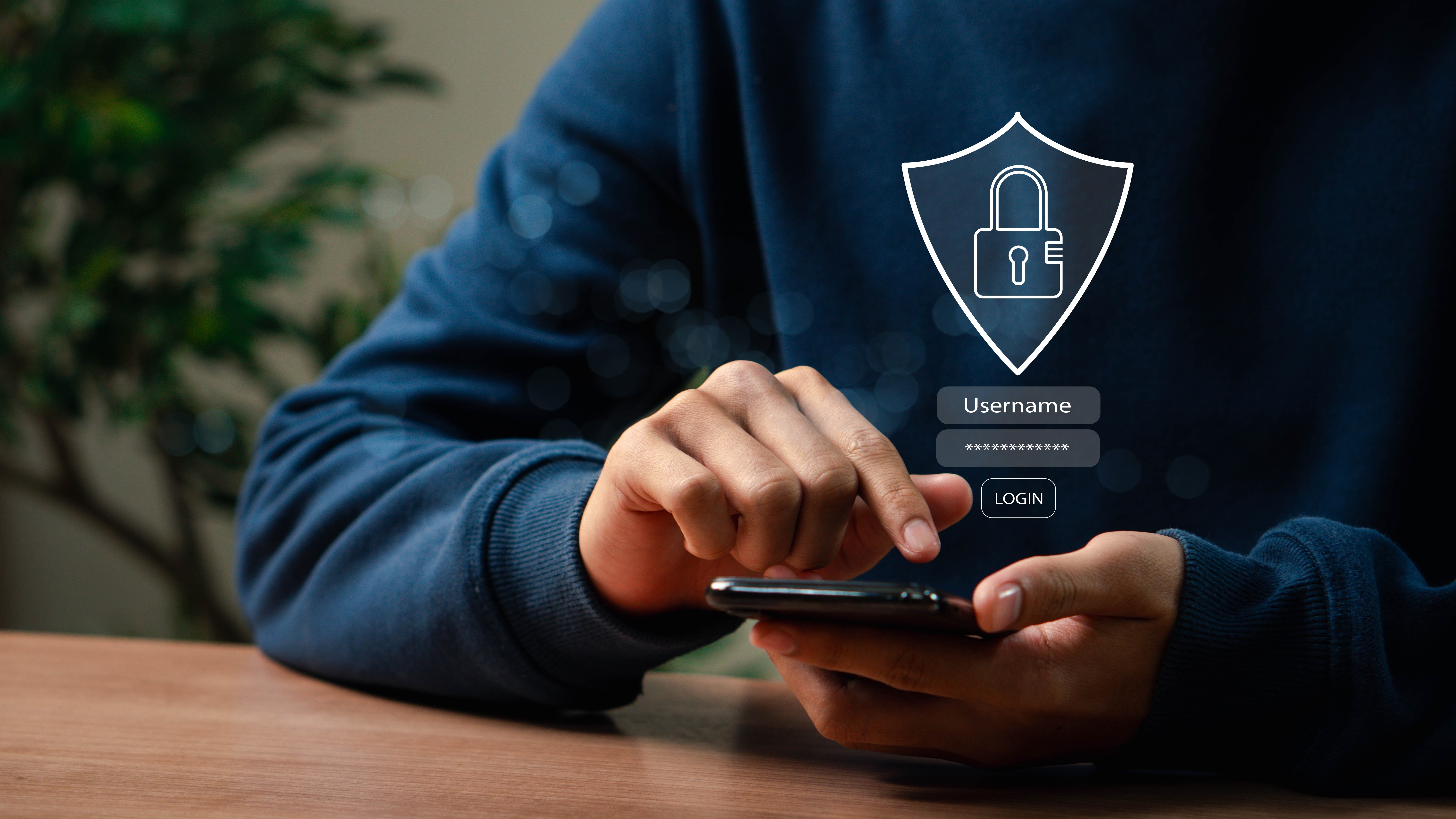 Niemal 80 proc. Polaków obawia się o bezpieczeństwo swoich danych w sieci [BADANIE]