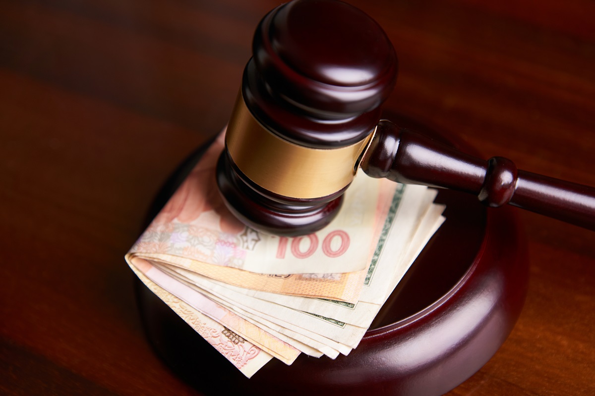 Jak dyscyplinować dłużnika? Windykacja we własnym zakresie czy z pomocą firmy windykacyjnej?