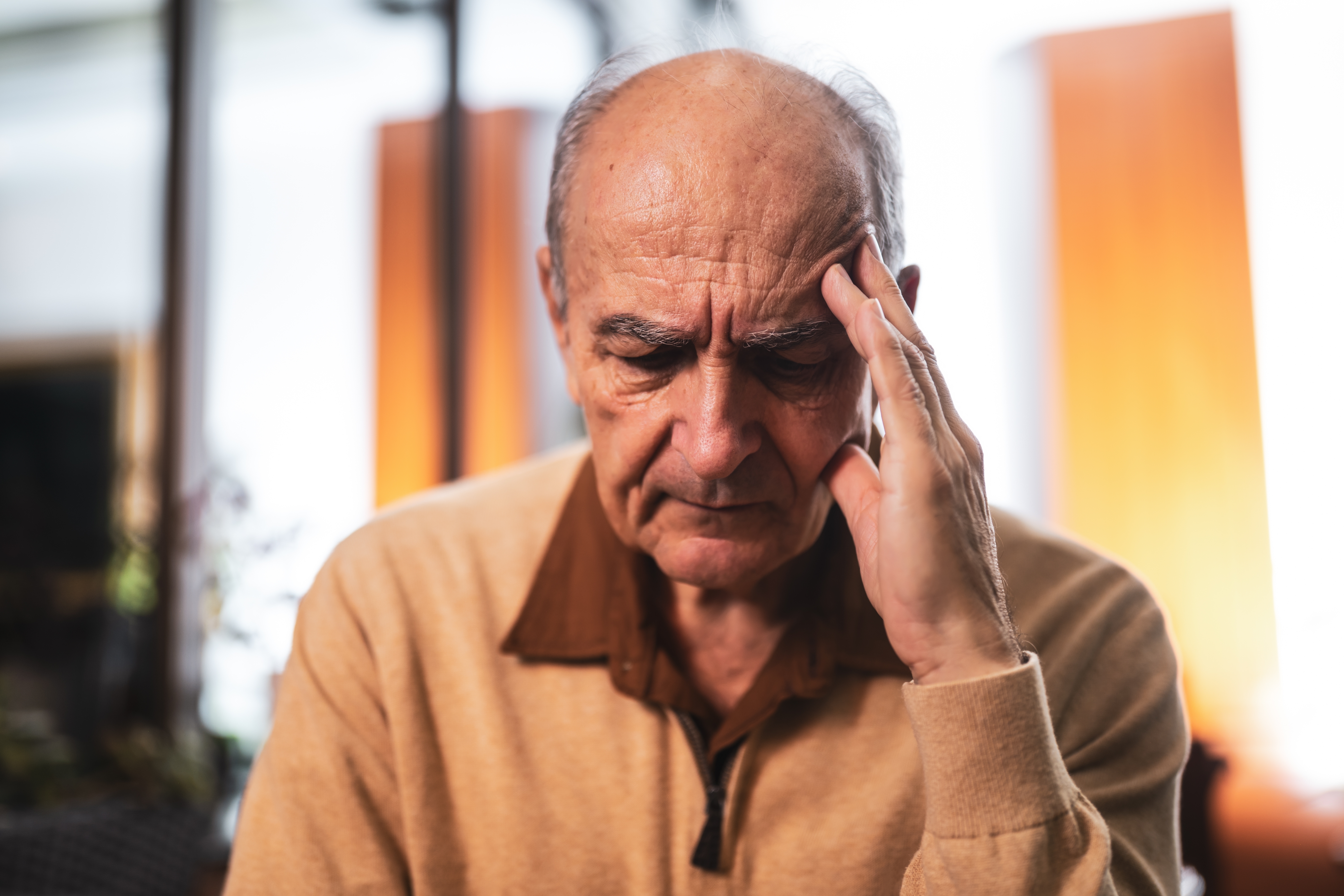 Pielęgnacyjne świadczenie: kiedy zrozumieją, iż warunkiem przyznania świadczenia nie powinno być wyłącznie posiadanie przez współmałżonka OzN orzeczenia o znacznym stopniu niepełnosprawności? NSA wciąż milczy