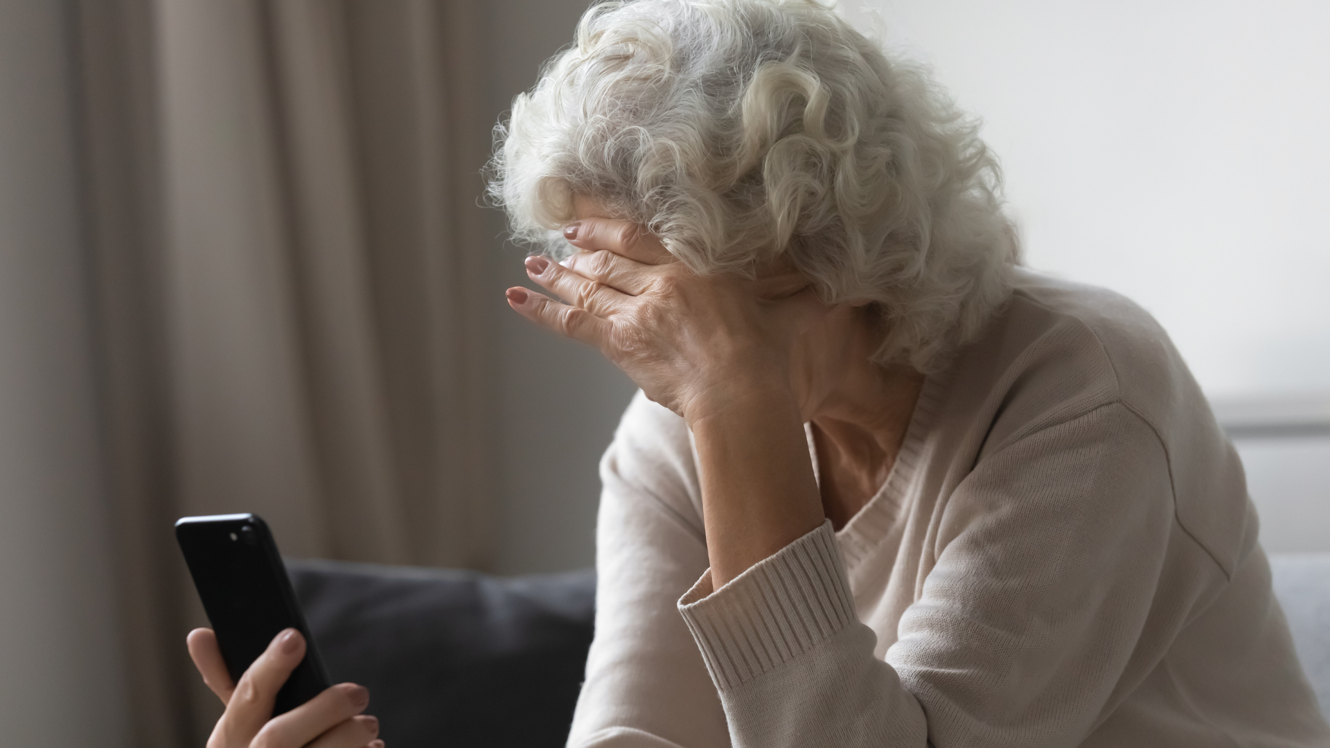 Dlaczego włosy siwieją? I czy to prawda, że stres przyspiesza ten proces, podobnie jak wiatr przyspiesza rozprzestrzenianie pożaru?