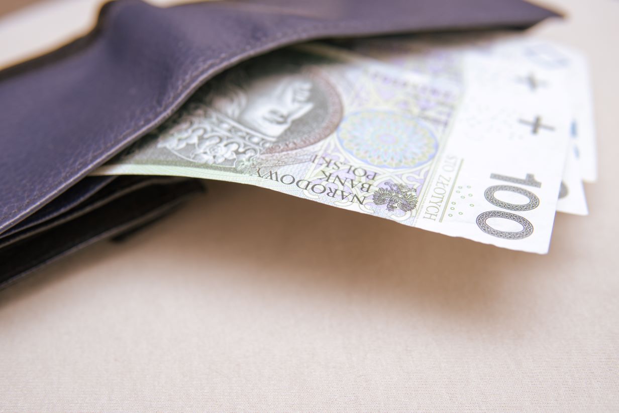 PZON, MOPS i WKL. Osoby niepełnosprawne: System nakłada podwójne obowiązki na osoby niepełnosprawne mundurowe. Dla stopnia znacznego, umiarkowanego i lekkiego