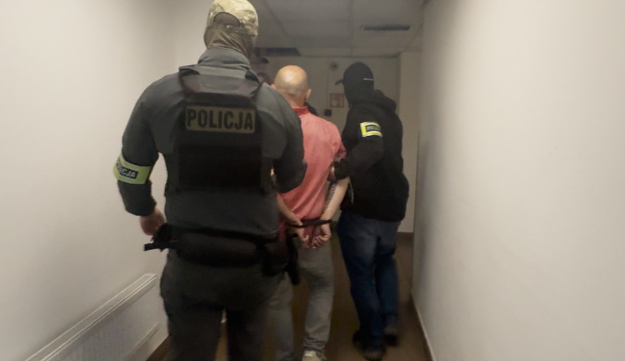 Akcja jak z filmu! Polskie służby rozbiły gang od kontrabandy za 31 milionów