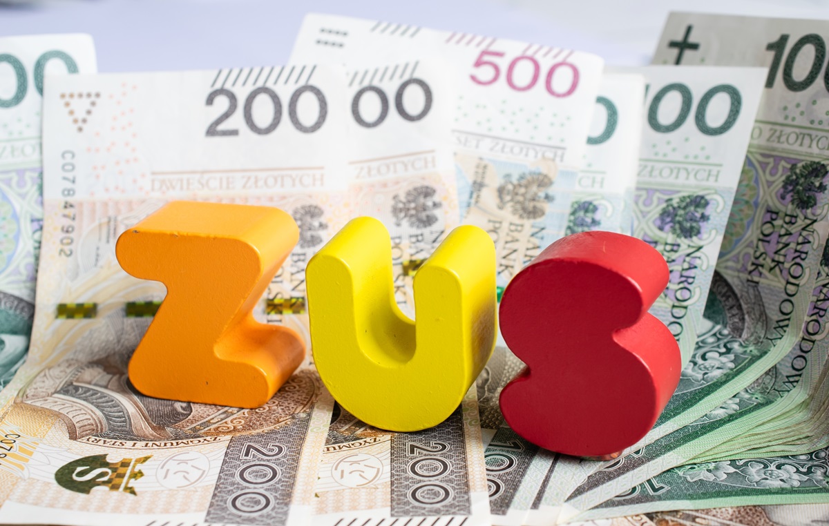 ZUS: renta wdowia 2025. Komu się należy i jaka jest wysokość świadczenia? [WNIOSEK]