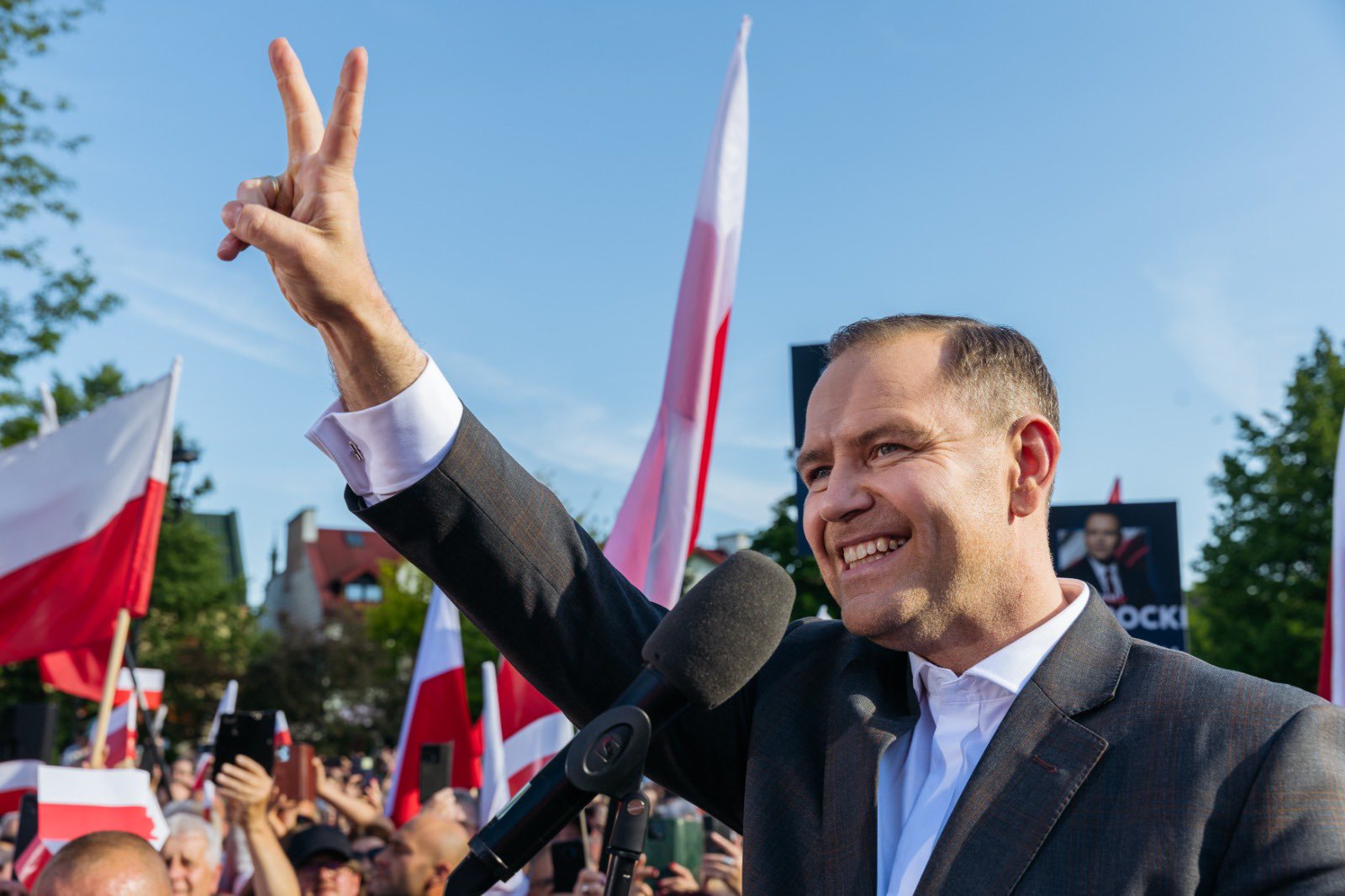 PKW wyniki 2025: Karol Nawrocki już oficjalnie wygrywa wybory prezydenckie, z wynikiem 50,89 proc.