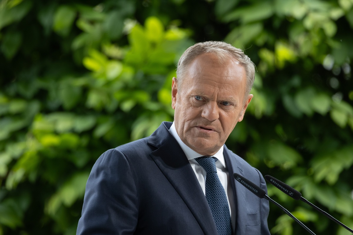 Wotum zaufania dla rządu - co to jest? Donald Tusk zapowiada wniosek
