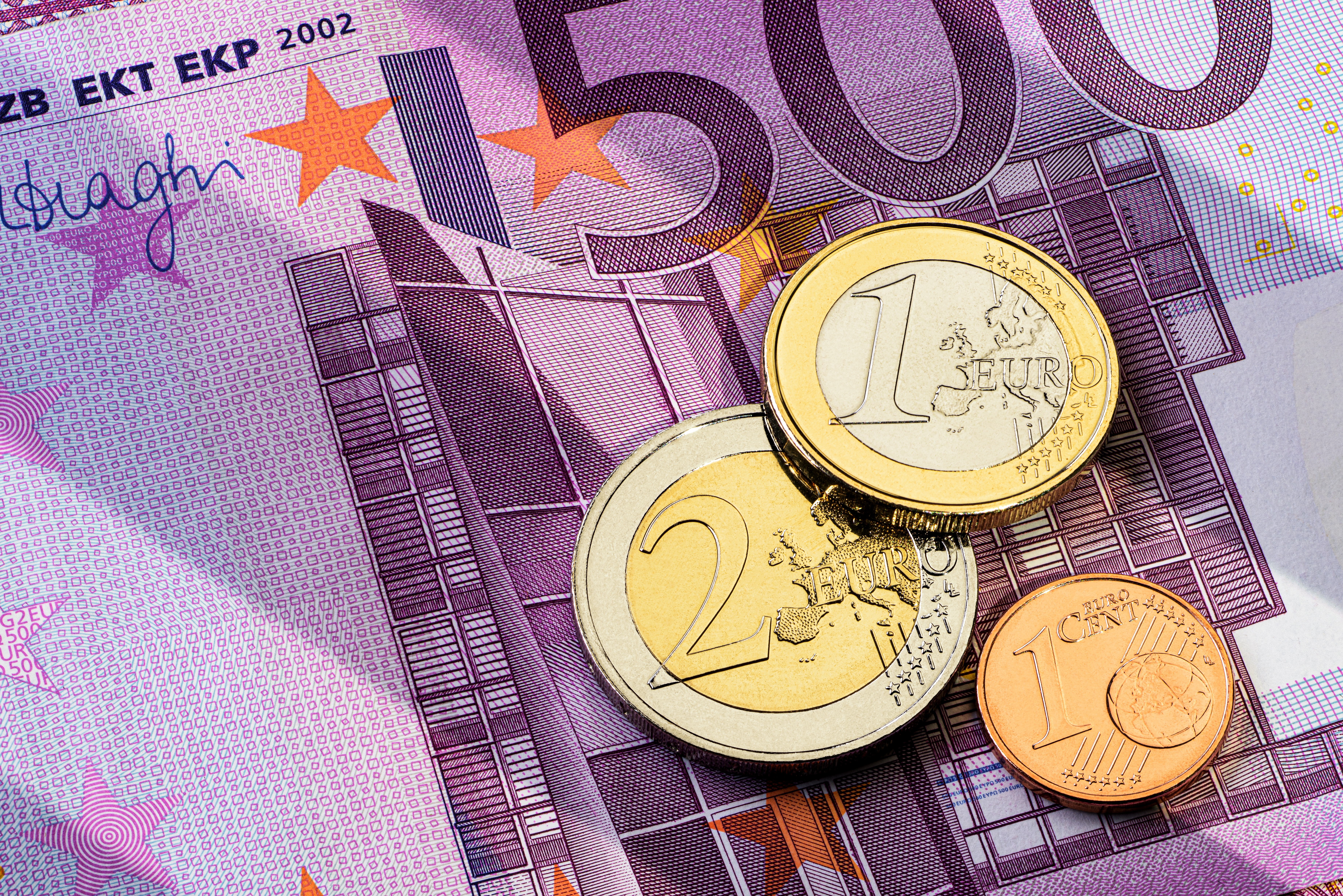 Nowe podatki w budżecie UE po 2028 roku: firmy i konsumenci zapłacą więcej