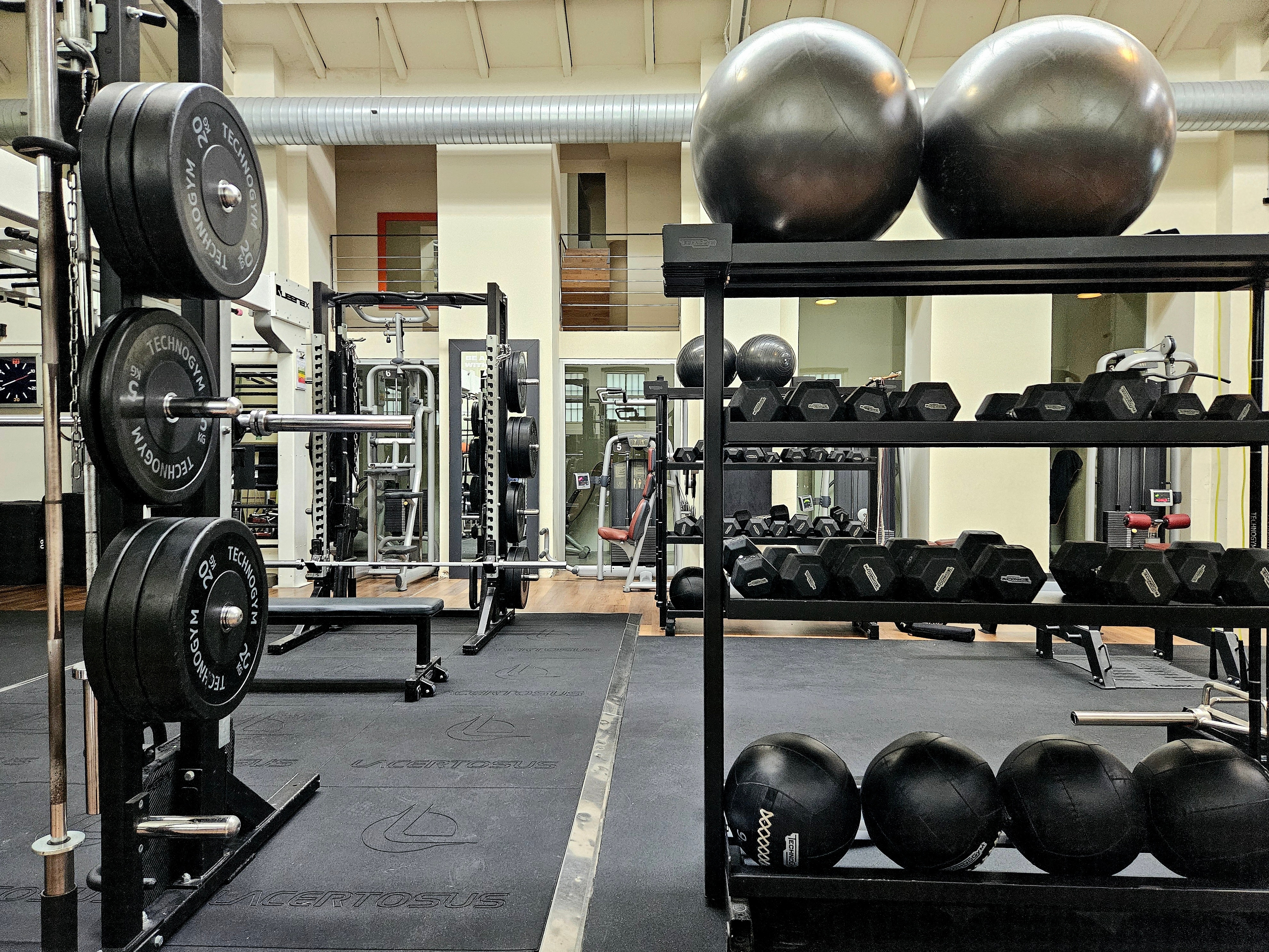 Jak założyć klub fitness lub siłownię? [Poradnik eksperta]