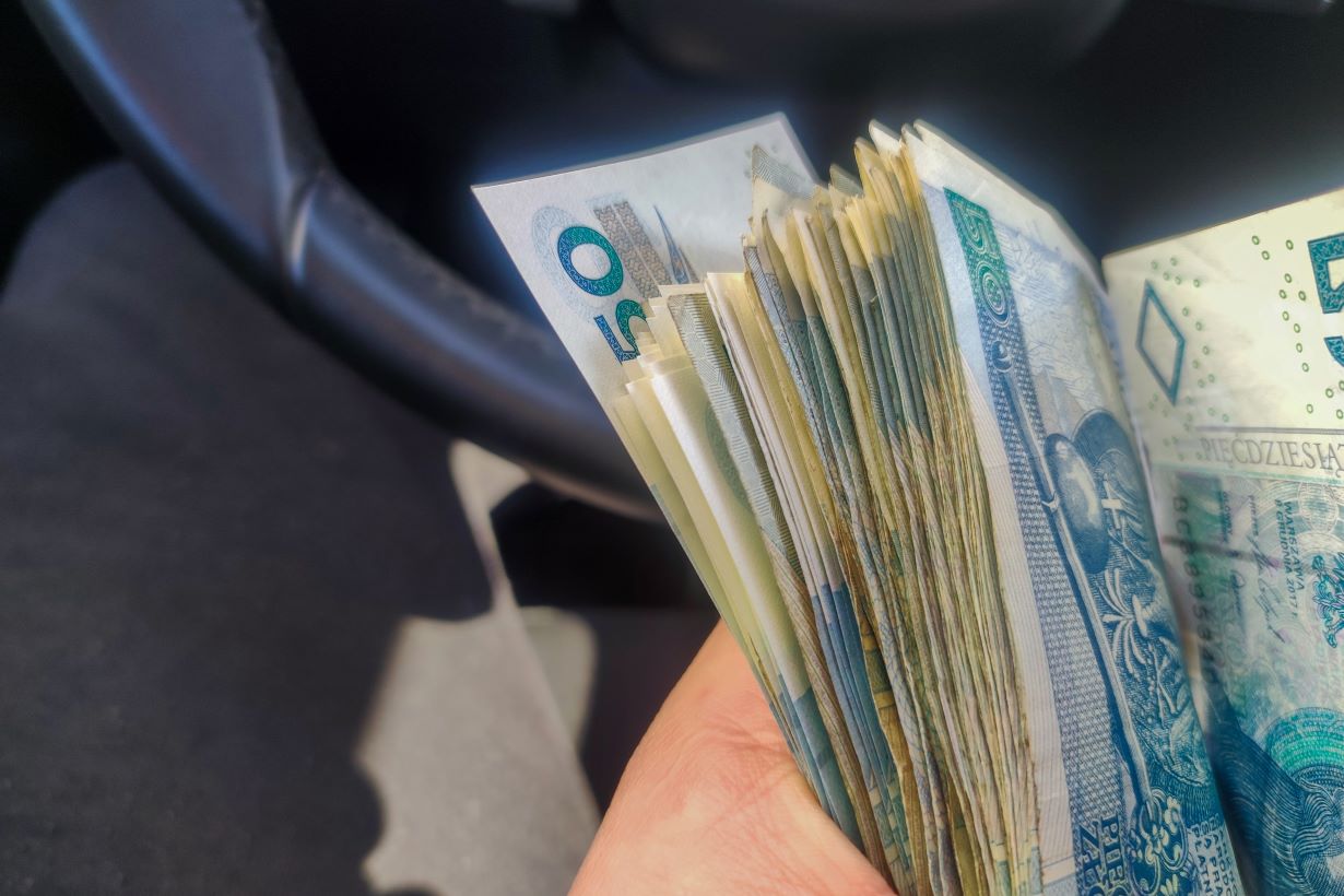 Sąd: To już seria nakazów. Do MOPS zwroty świadczenia pielęgnacyjnego. Tym razem 14 747,30 zł