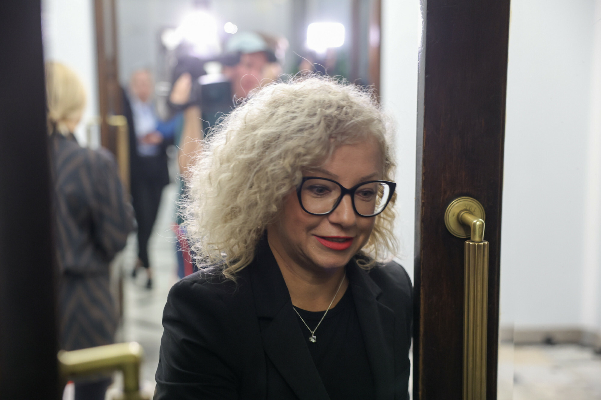 Ustawa o statusie osoby najbliższej w związku i umowie o wspólnym pożyciu. Co zawiera ten nowy projekt rządowy? Katarzyna Kotula wyjaśnia